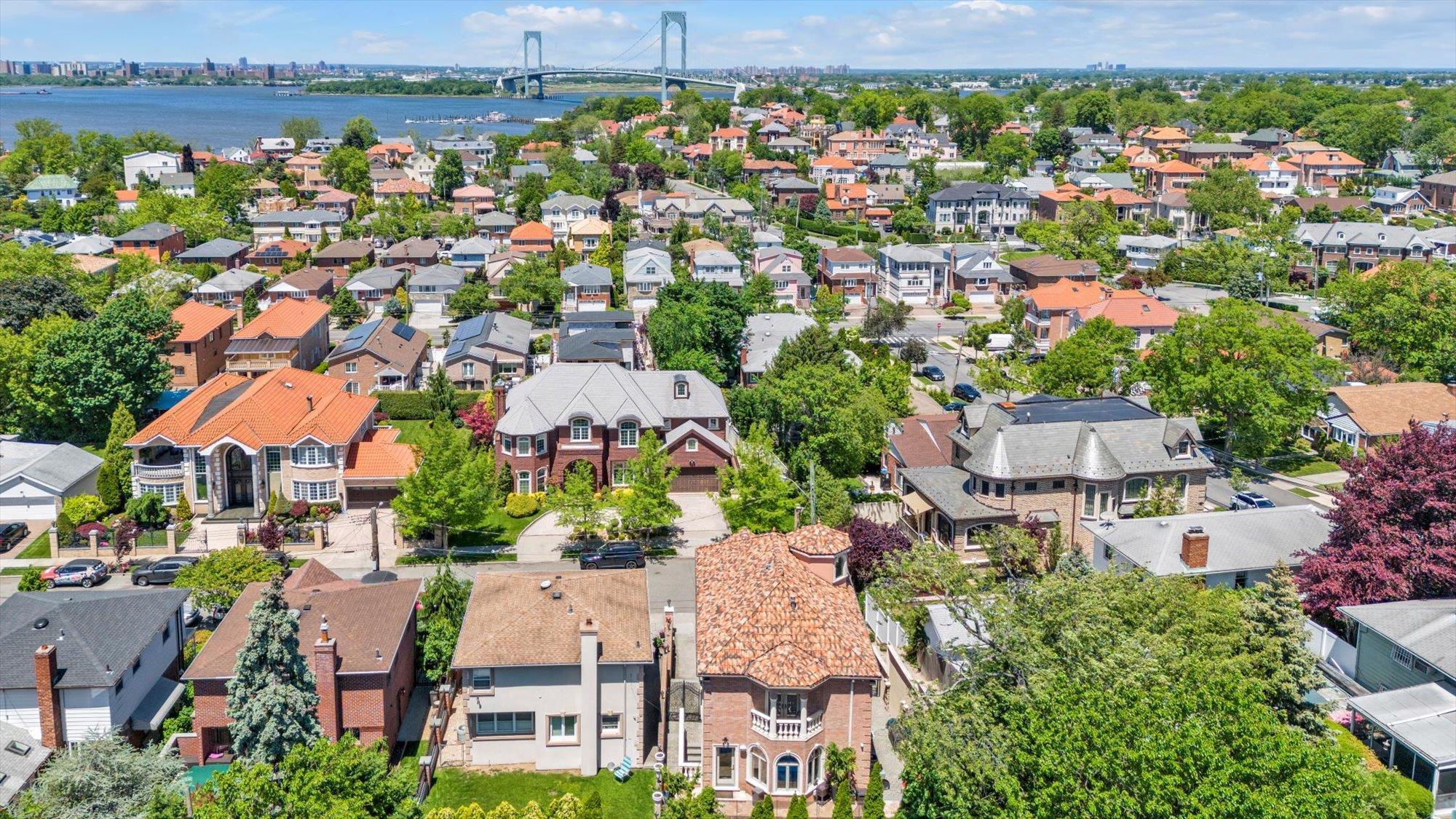 Single Family 13th  Queens, NY 11357, MLS-864780-23