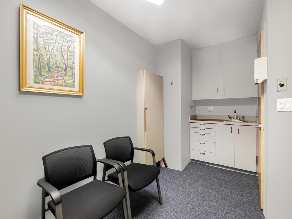 Commercial Lease Henry Hudson  Bronx, NY 10463, MLS-864805-15
