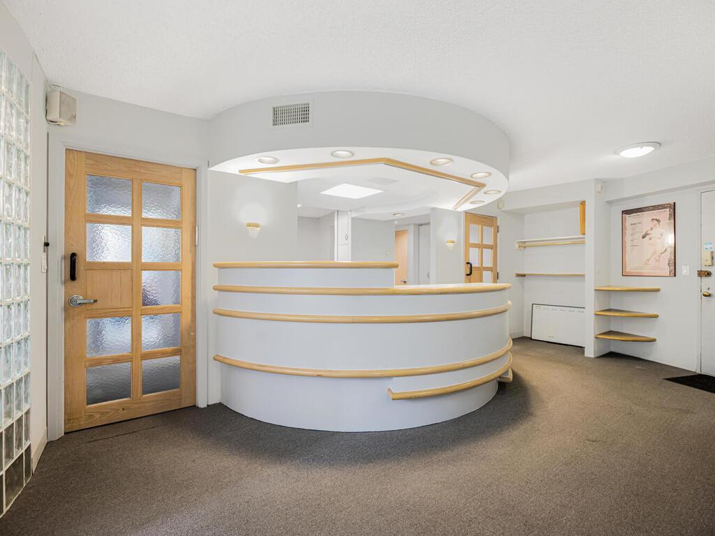 Commercial Lease Henry Hudson  Bronx, NY 10463, MLS-864805-3