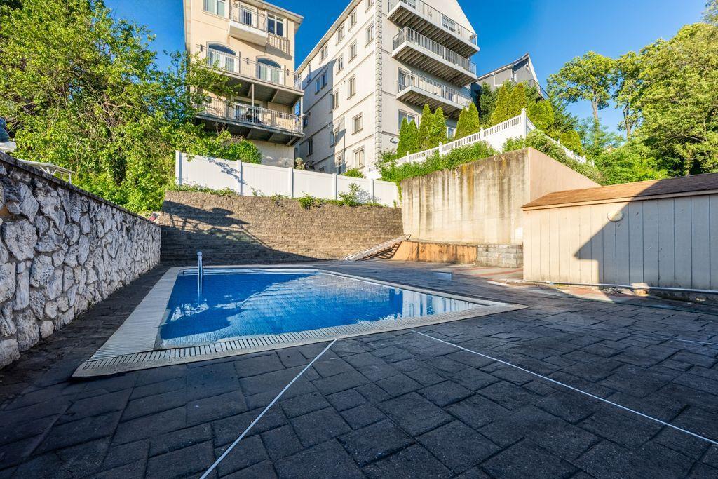 Single Family W Fingerboard Rd  Staten Island, NY 10305, MLS-864808-14