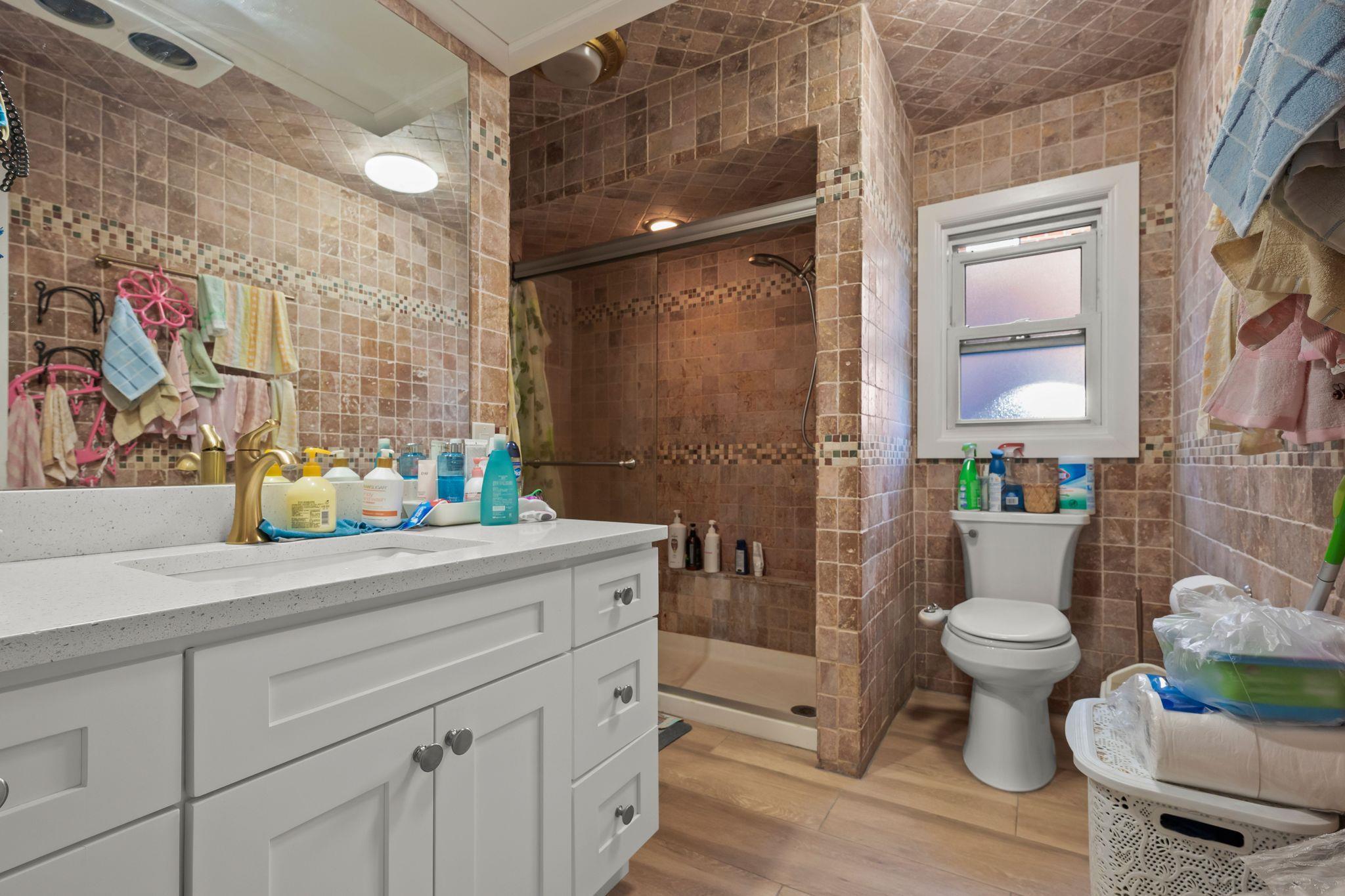 Single Family W Fingerboard Rd  Staten Island, NY 10305, MLS-864808-4