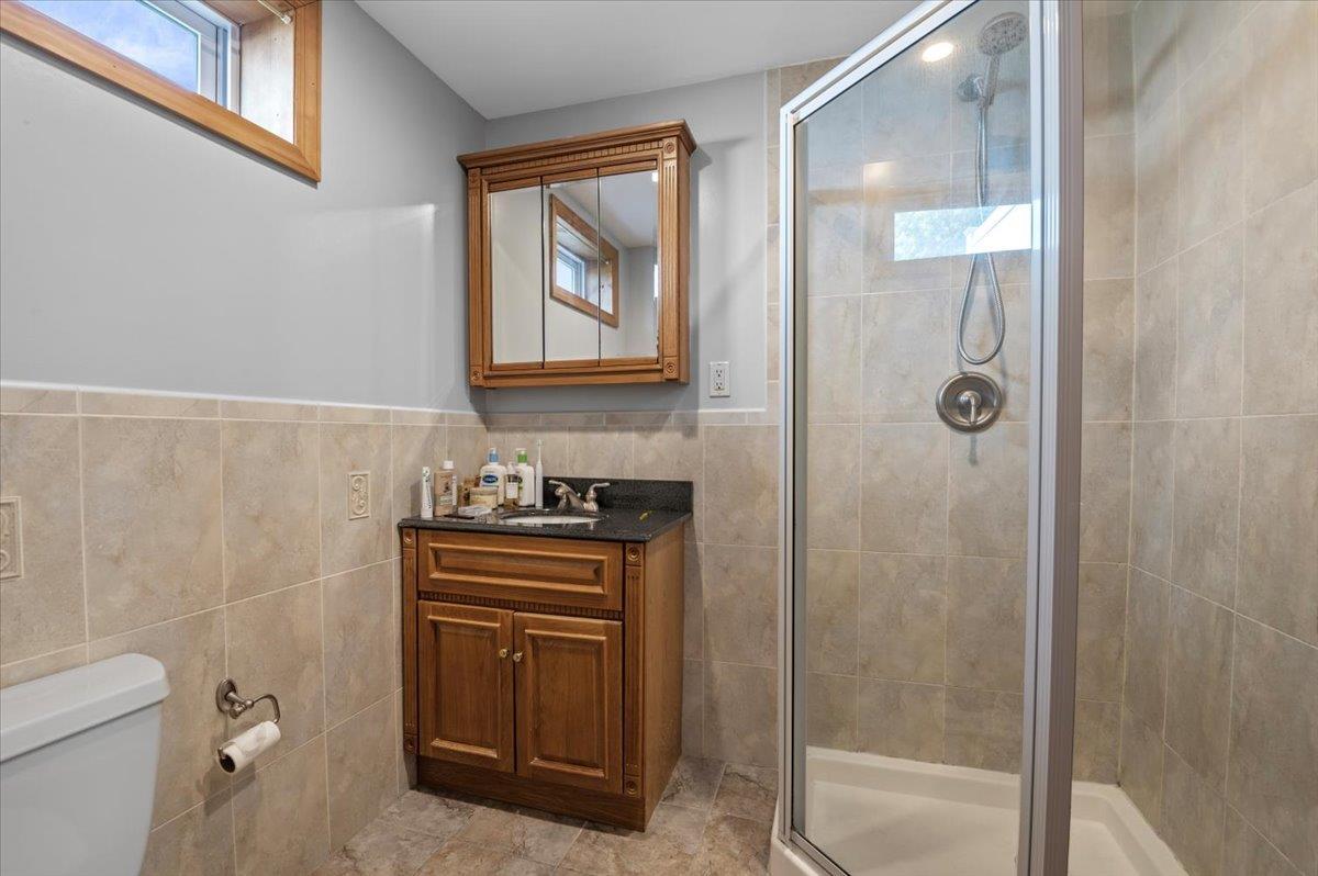 Single Family Floral  Nassau County, NY 11714, MLS-864819-31