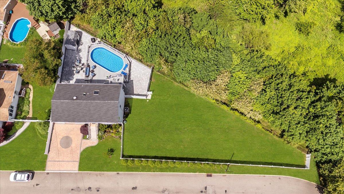 Single Family Floral  Nassau County, NY 11714, MLS-864819-38