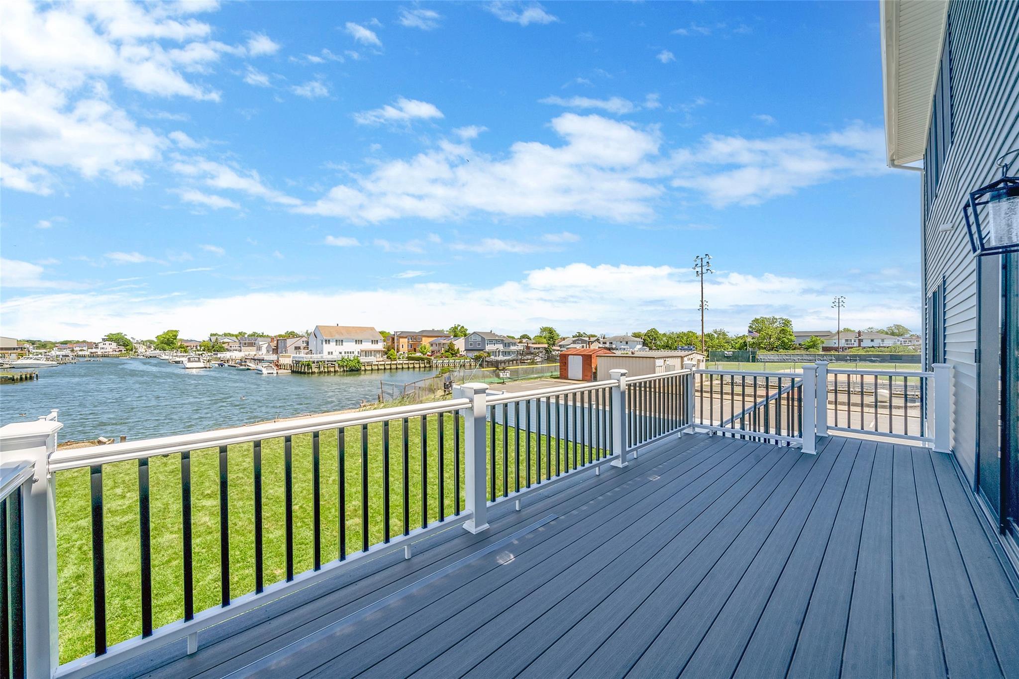 Single Family Mott Nassau County, NY 11572, MLS-864824-36