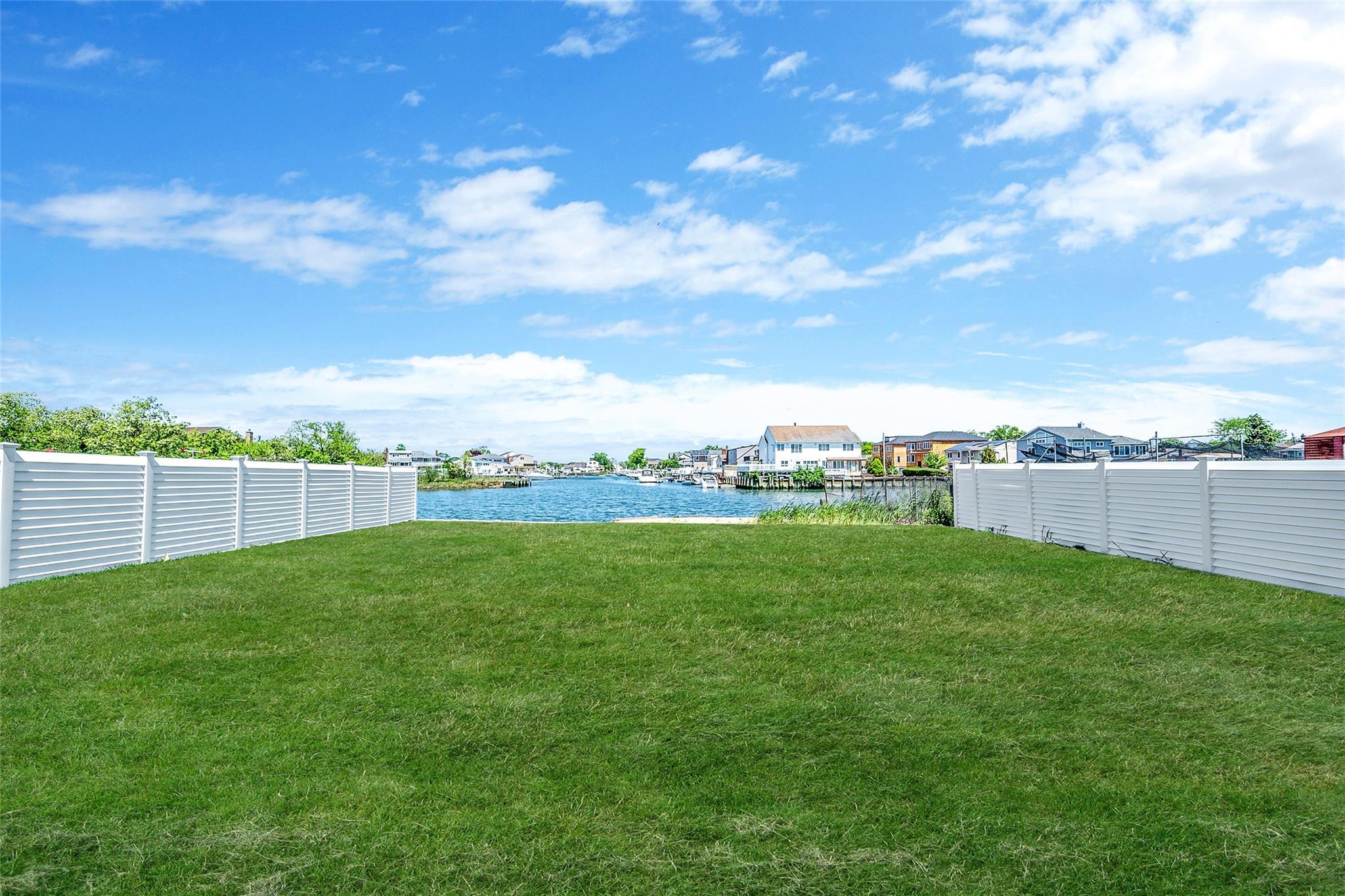 Single Family Mott Nassau County, NY 11572, MLS-864824-40