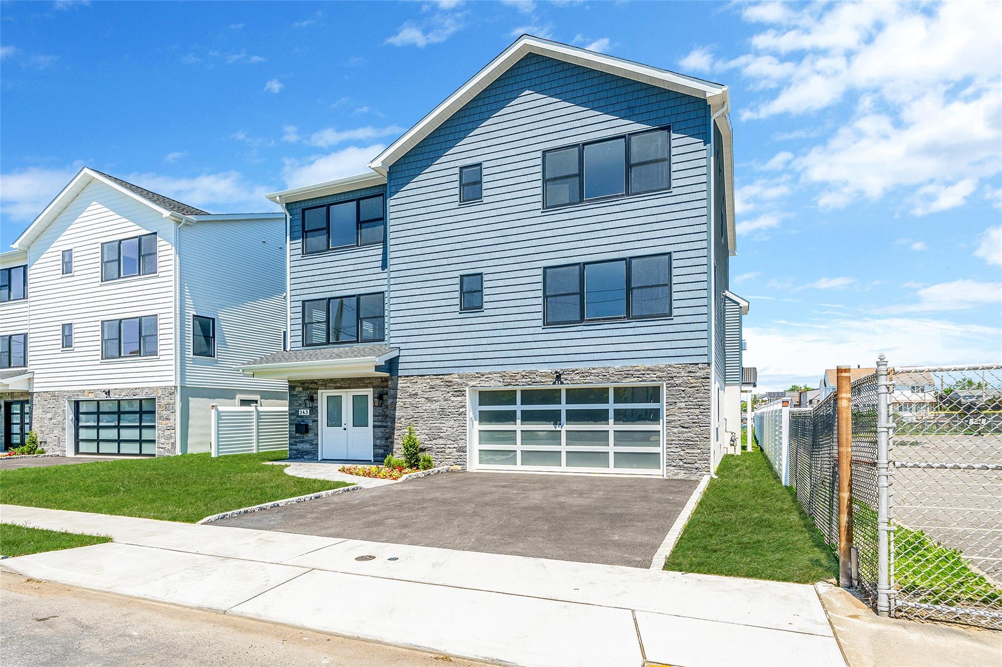 Single Family Mott Nassau County, NY 11572, MLS-864824-41