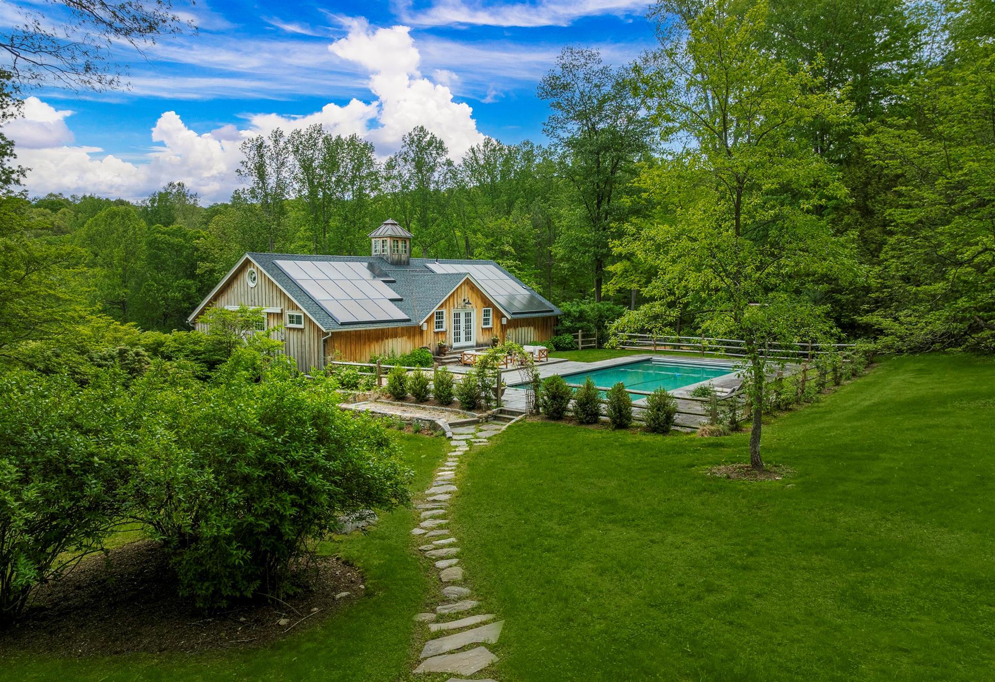Single Family Lost Pond  Westchester County, NY 10560, MLS-864826-39