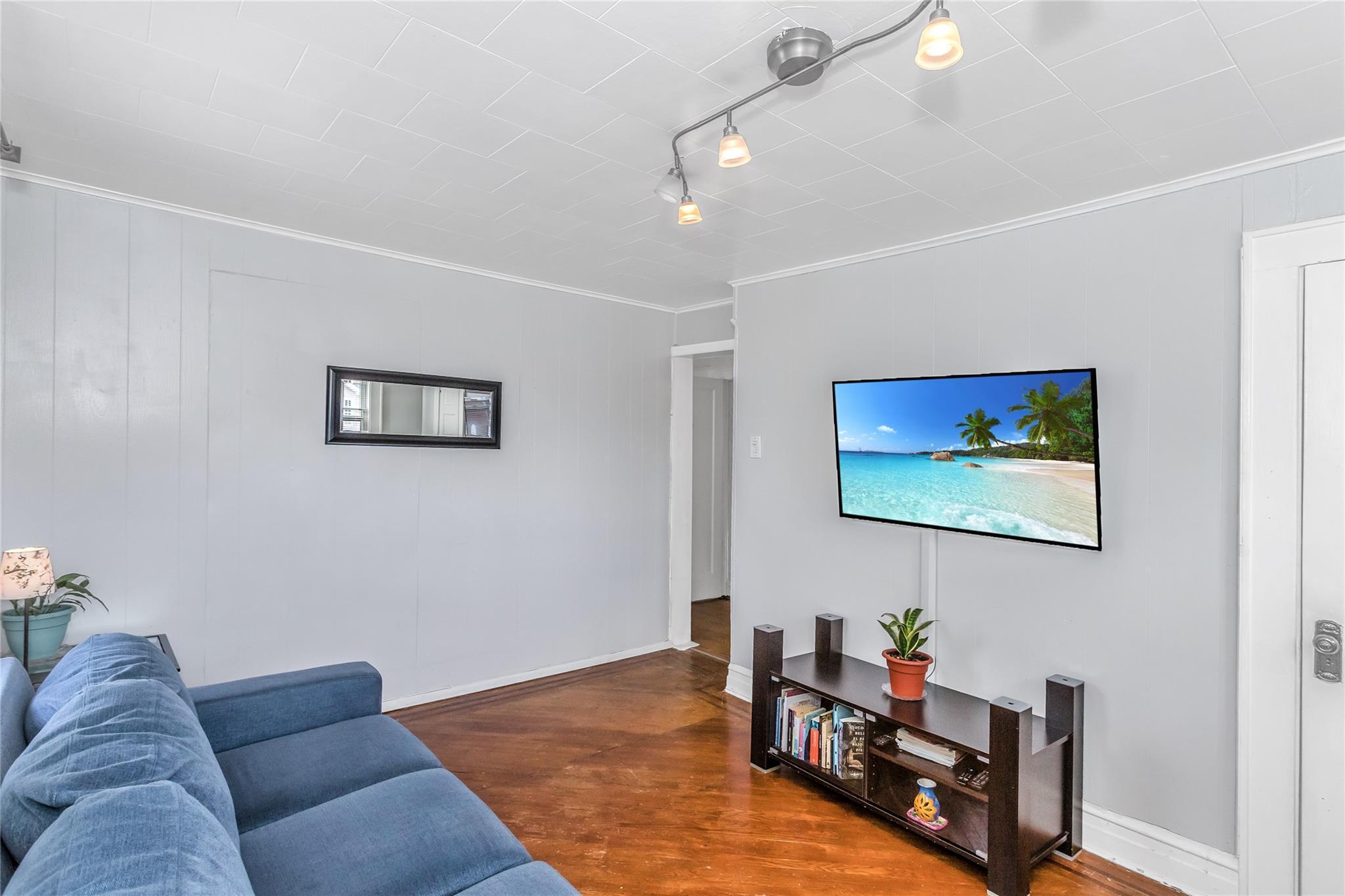 Single Family 103rd  Queens, NY 11423, MLS-864832-10