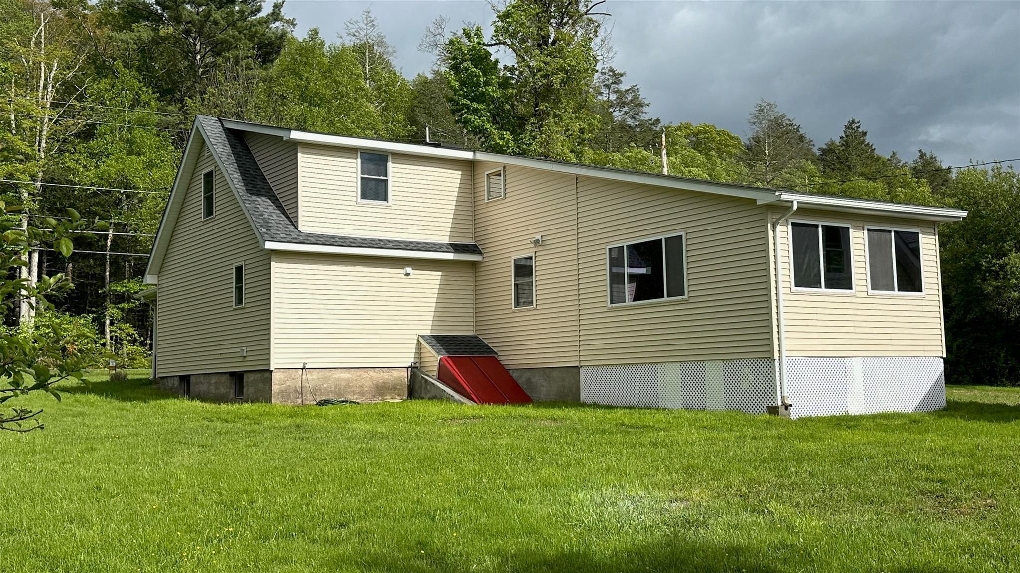 Single Family Sackett Lake  Sullivan County, NY 12701, MLS-864850-3