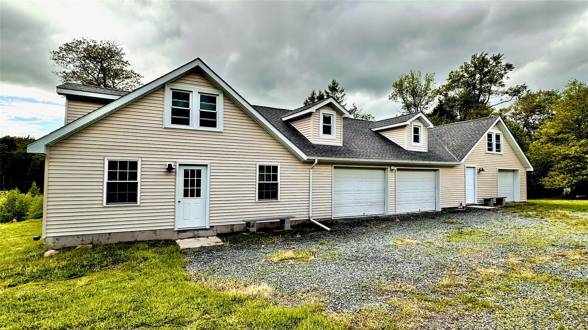 Single Family Sackett Lake  Sullivan County, NY 12701, MLS-864850-4