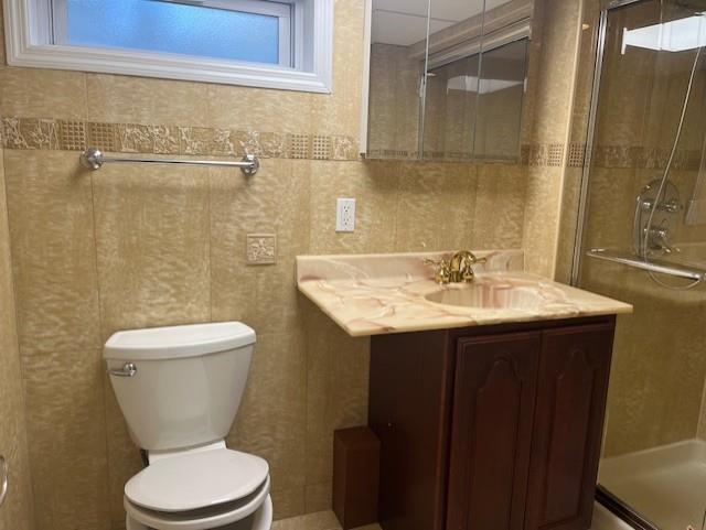 Single Family Raff  Nassau County, NY 11501, MLS-864878-35