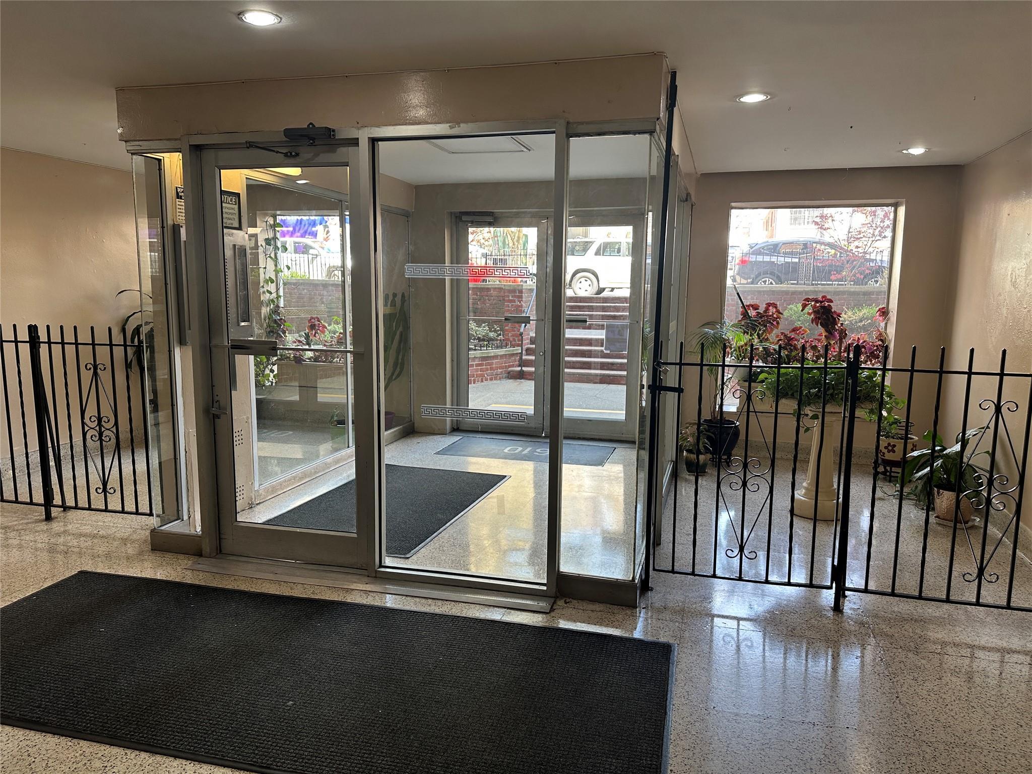 Condo Waring  Bronx, NY 10467, MLS-864884-11