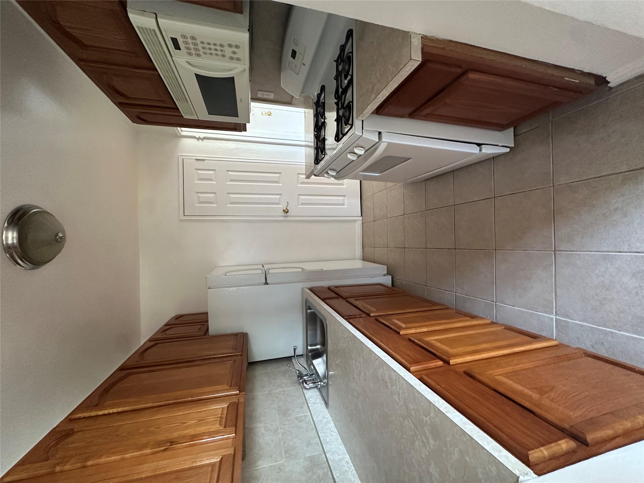 Condo Waring  Bronx, NY 10467, MLS-864884-14