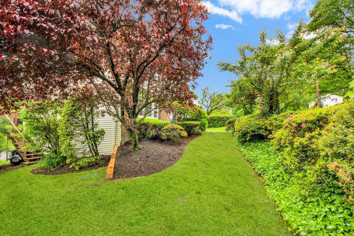 Single Family Romar  Westchester County, NY 10605, MLS-864886-35