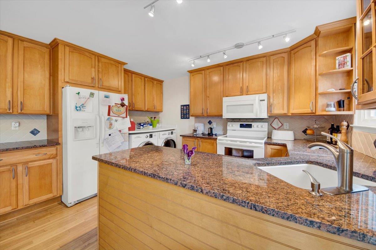 Single Family Romar  Westchester County, NY 10605, MLS-864886-8