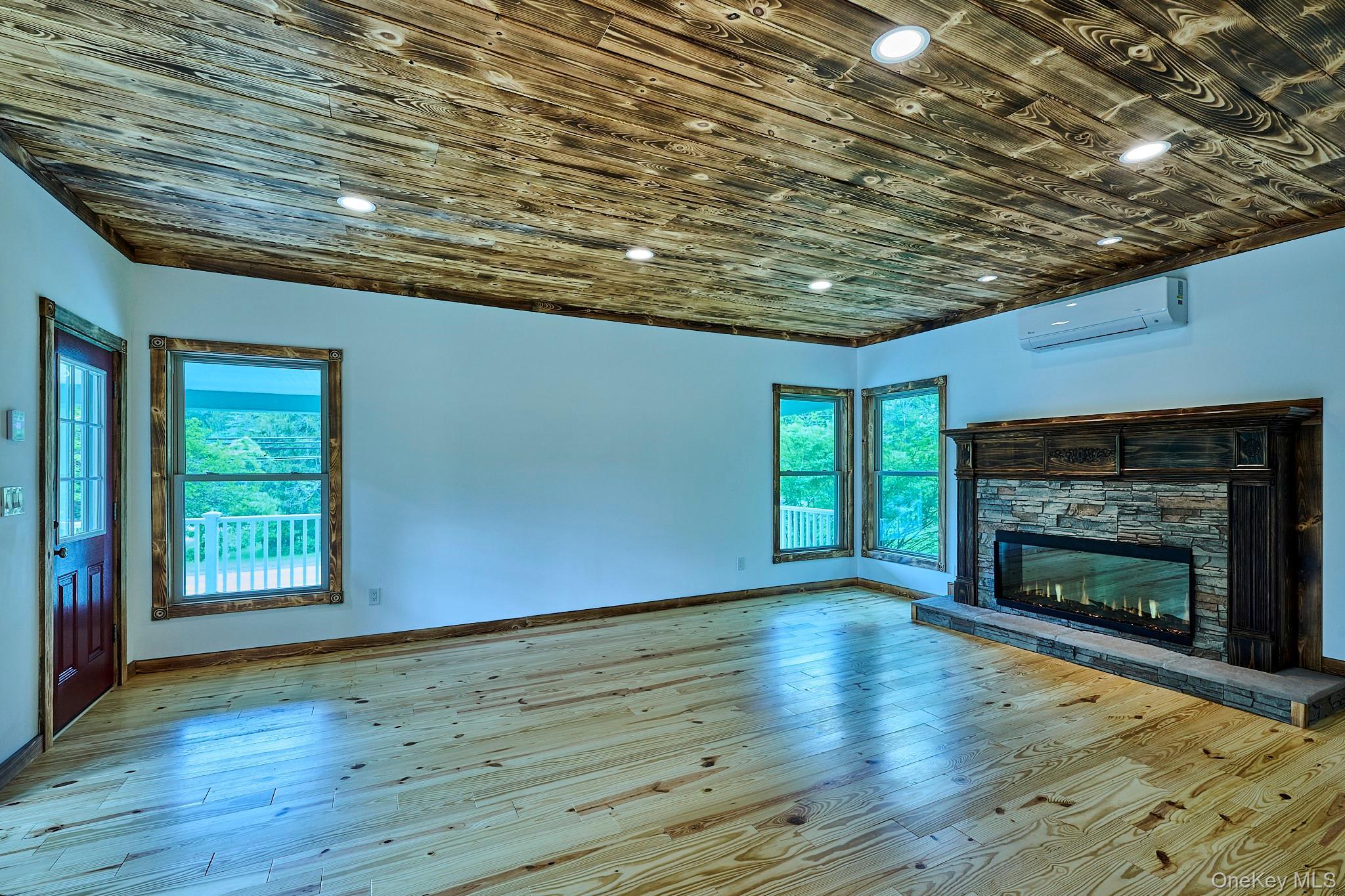 Single Family High  Sullivan County, NY 12737, MLS-864893-21