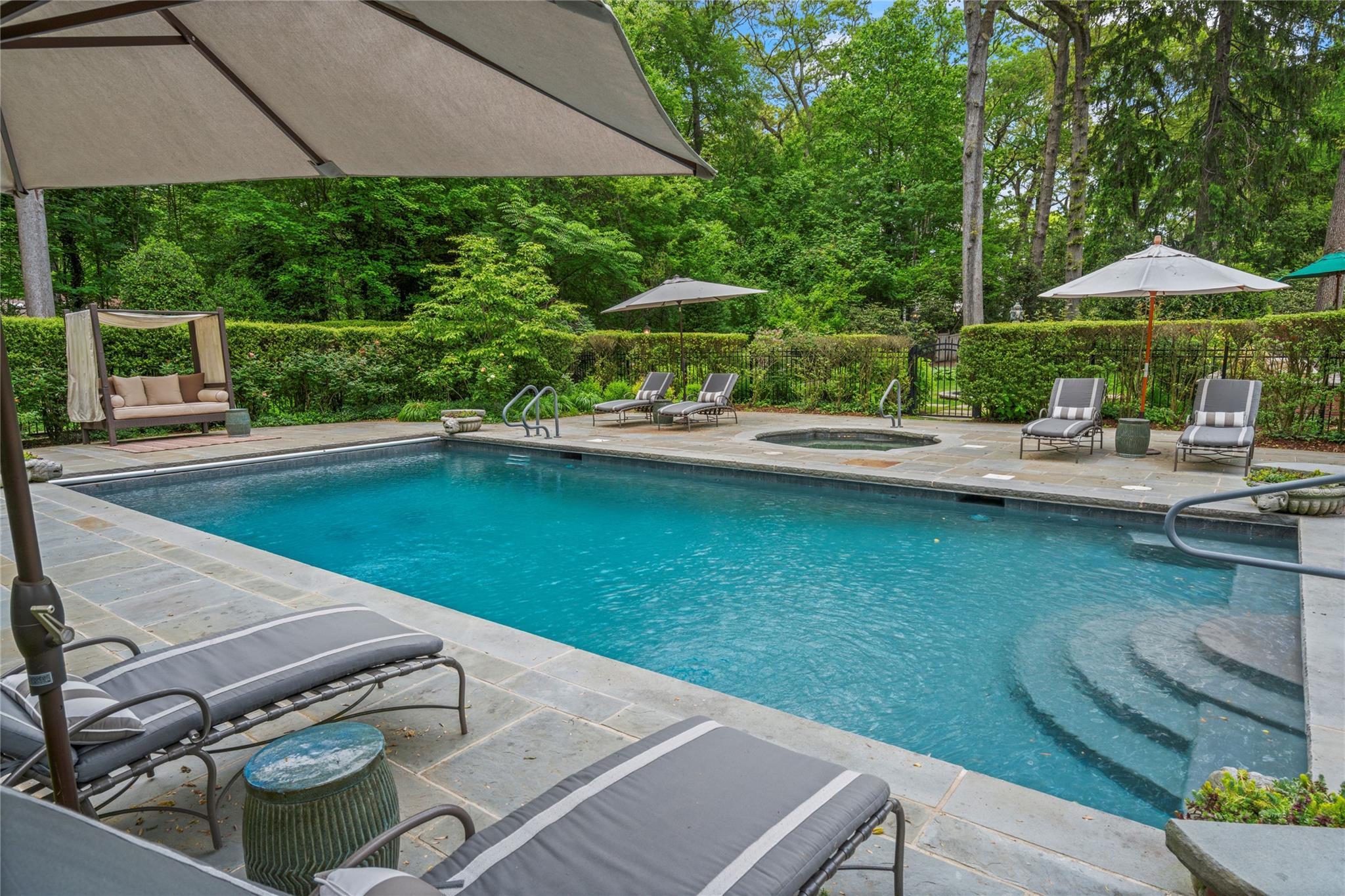 Single Family Piping Rock  Nassau County, NY 11560, MLS-864899-40