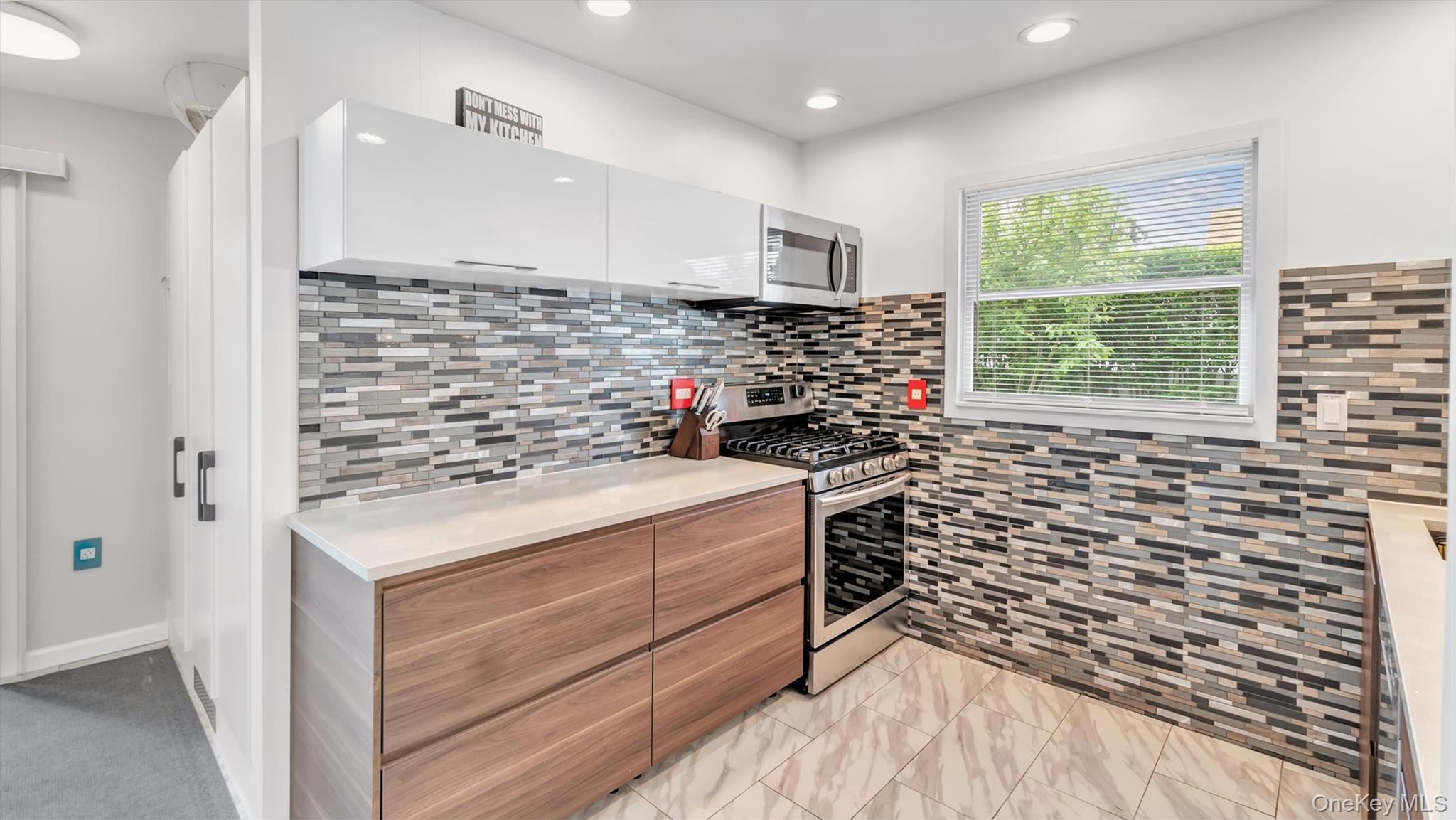 Single Family Hallock  Suffolk County, NY 11901, MLS-864926-18