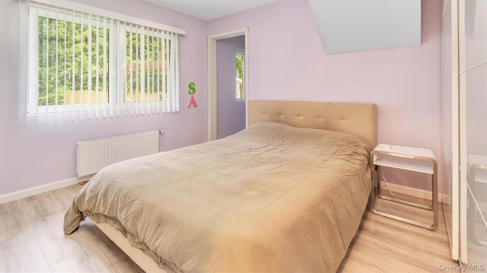 Single Family Hallock  Suffolk County, NY 11901, MLS-864926-25