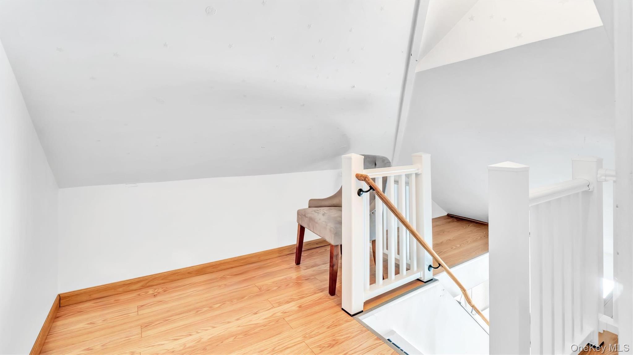 Single Family Hallock  Suffolk County, NY 11901, MLS-864926-26