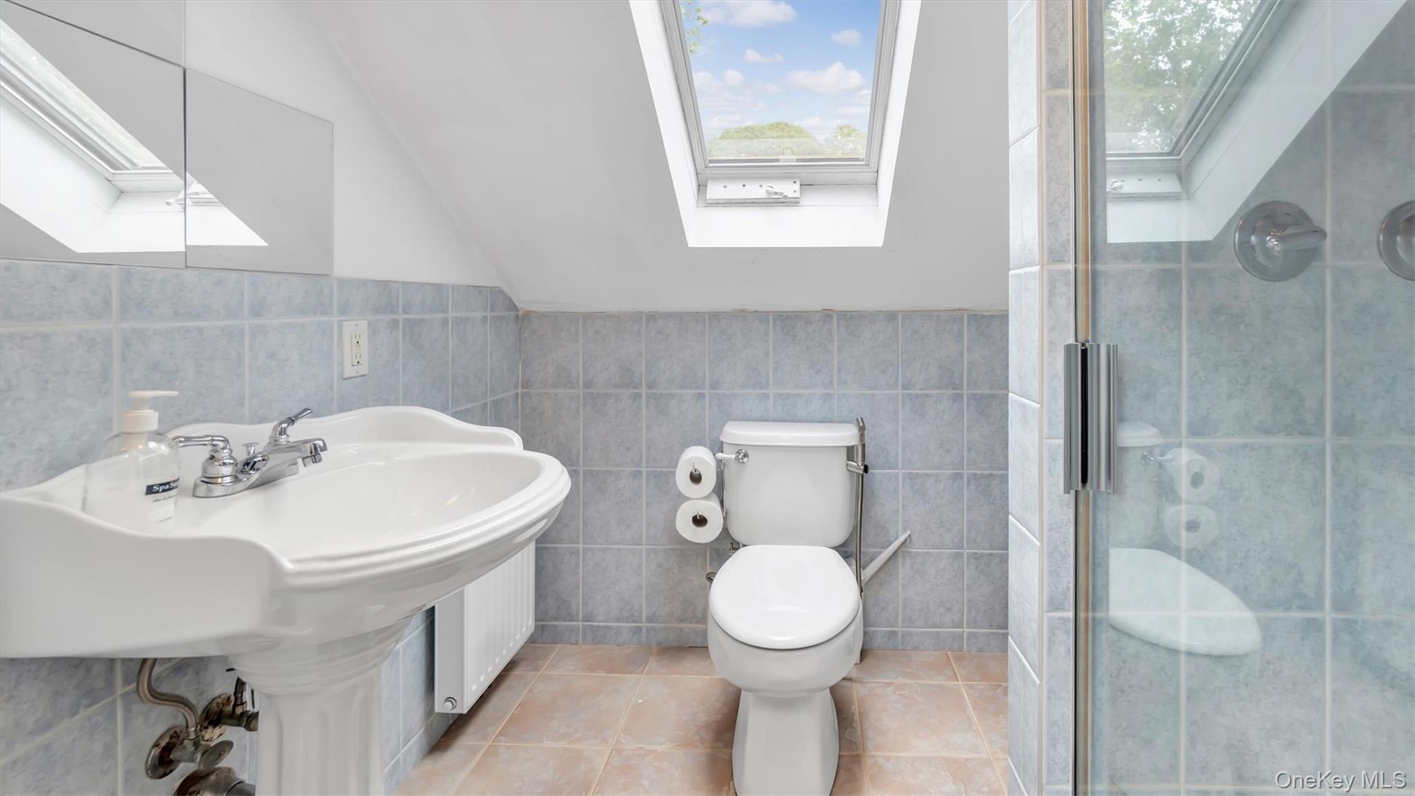 Single Family Hallock  Suffolk County, NY 11901, MLS-864926-29