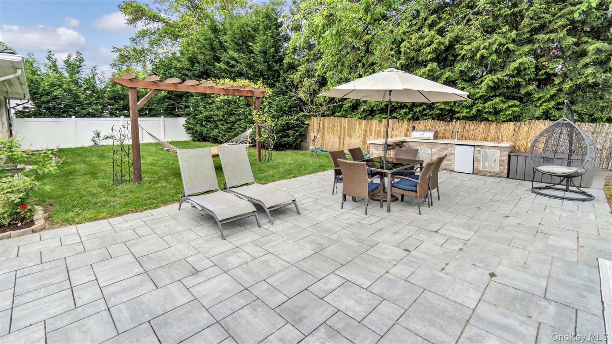 Single Family Hallock  Suffolk County, NY 11901, MLS-864926-5