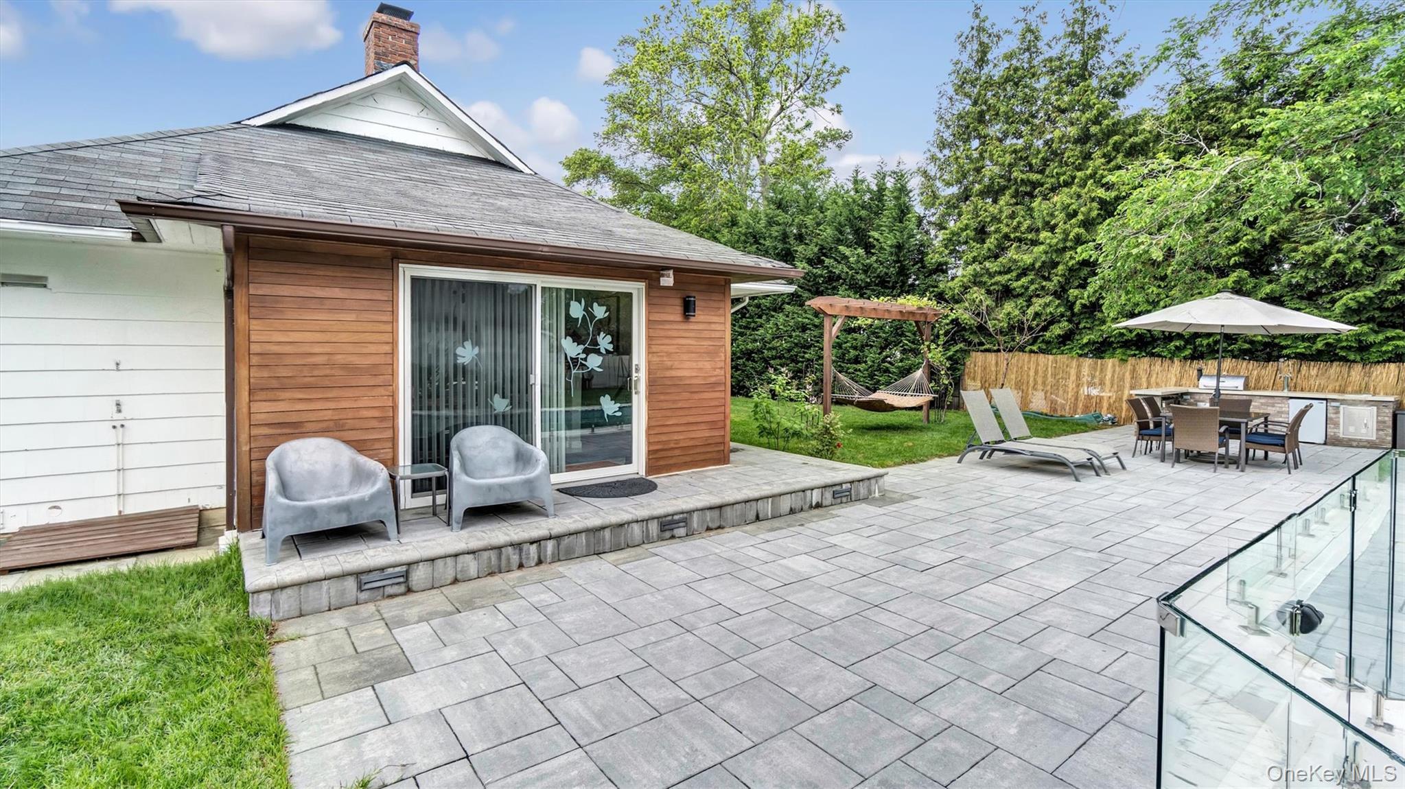 Single Family Hallock  Suffolk County, NY 11901, MLS-864926-8