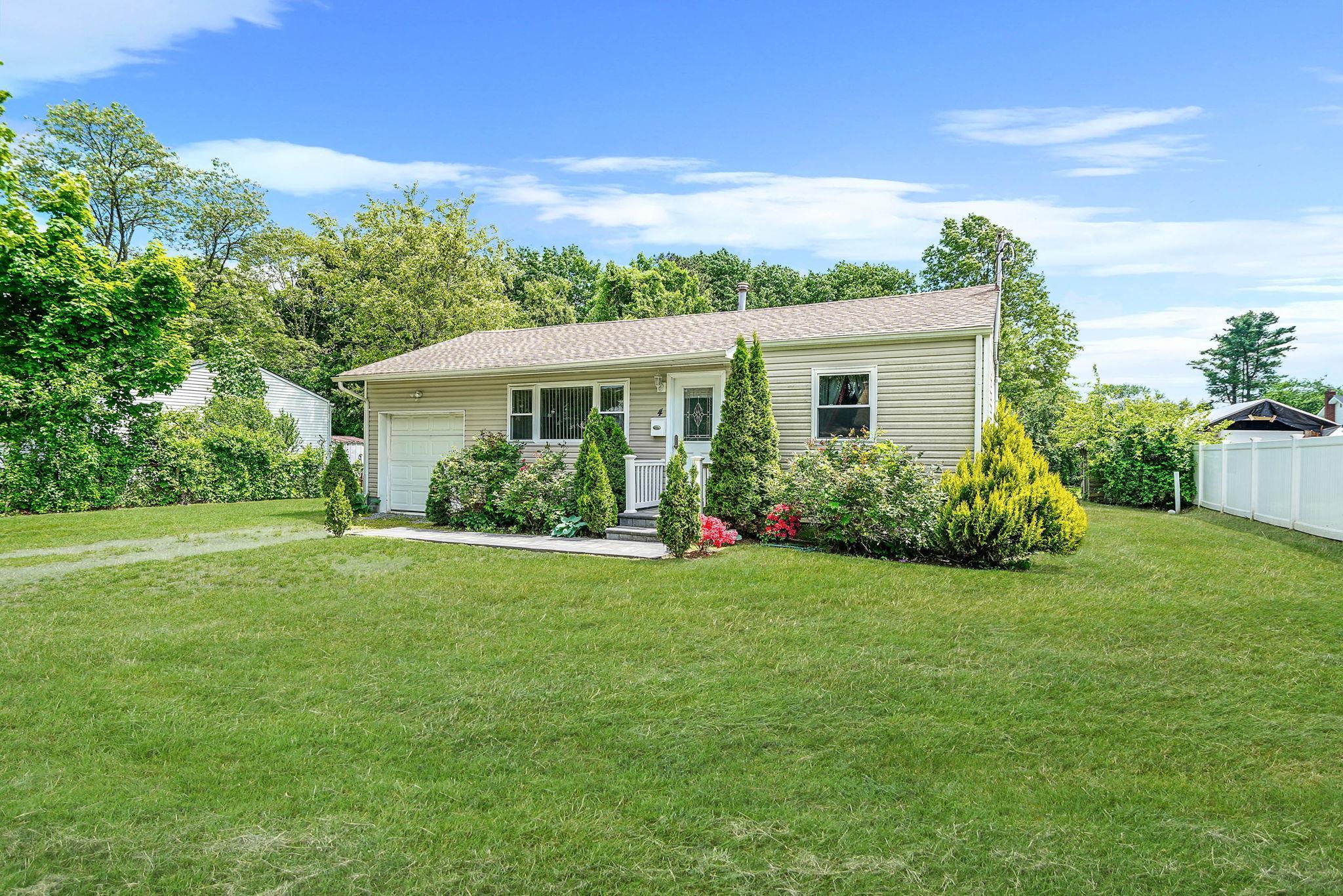 Single Family Patton  Suffolk County, NY 11717, MLS-864930-3