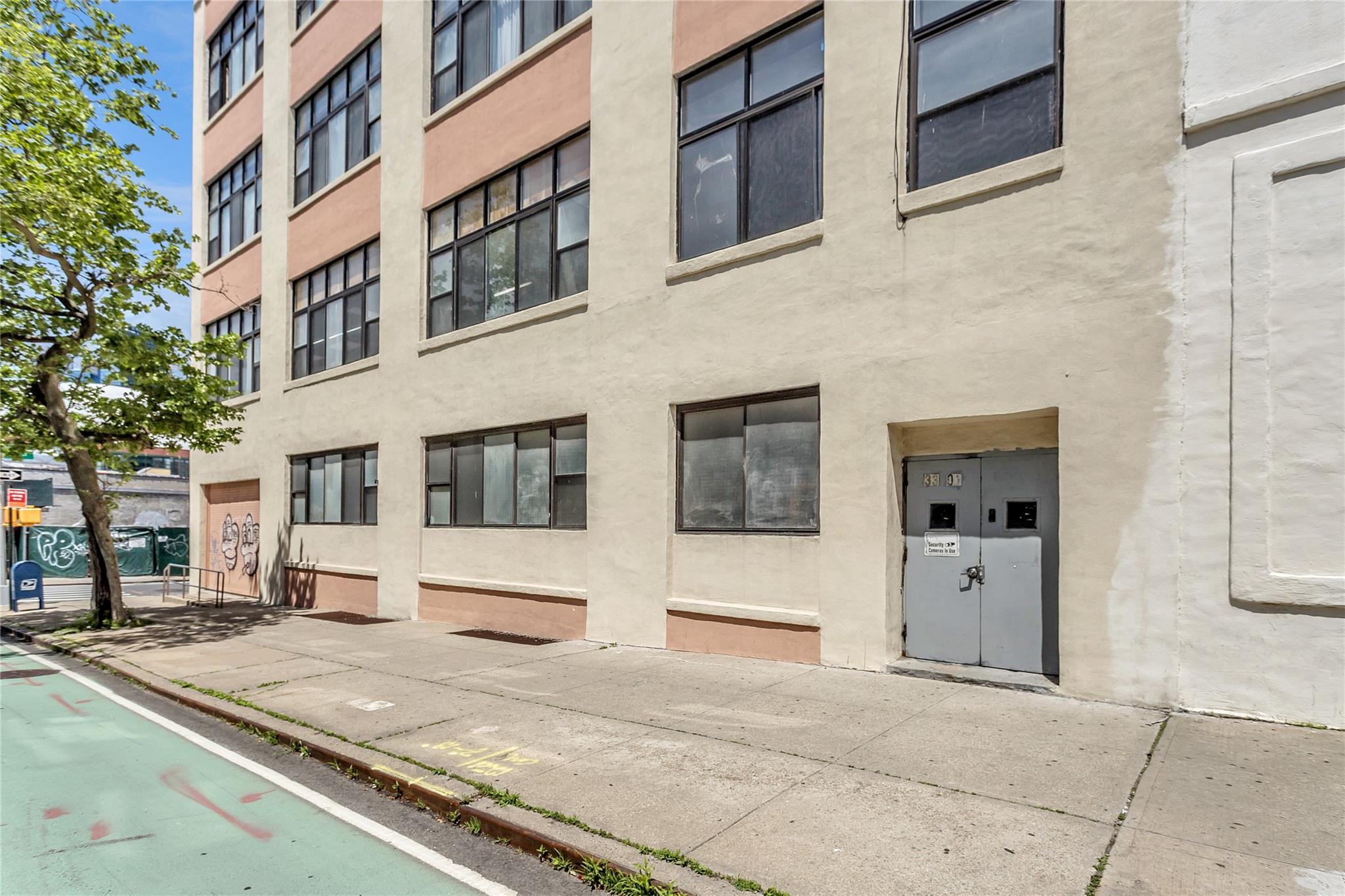 Commercial Lease Queens Blvd  Queens, NY 11101, MLS-864952-2