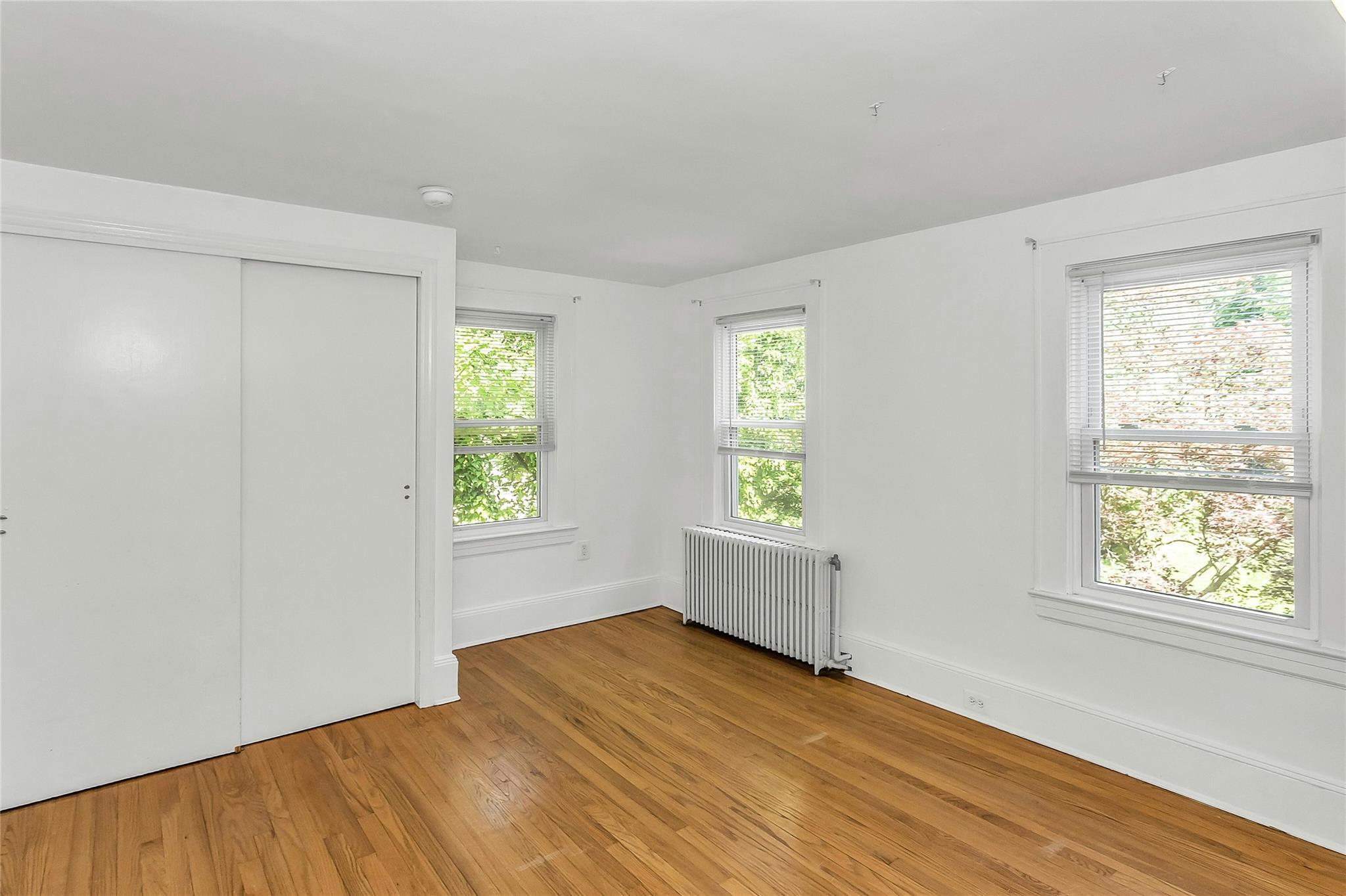 Single Family Elm  Nassau County, NY 11542, MLS-864954-16