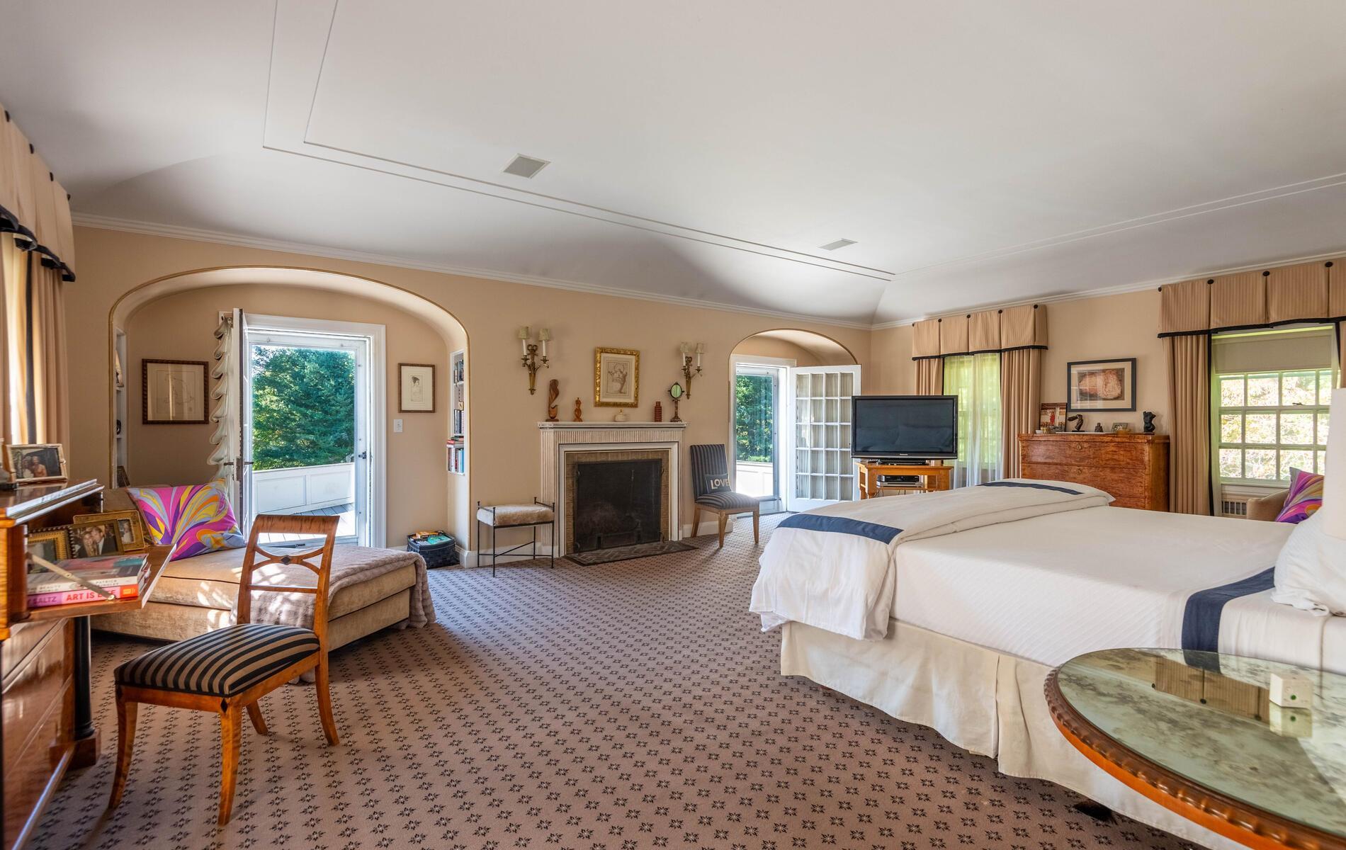 Single Family Piping Rock Nassau County, NY 11560, MLS-864966-19