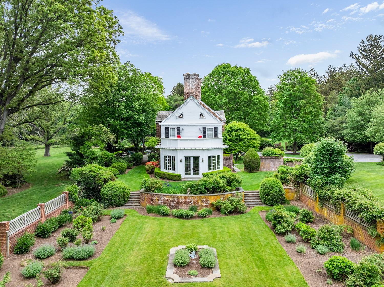 Single Family Piping Rock Nassau County, NY 11560, MLS-864966-26