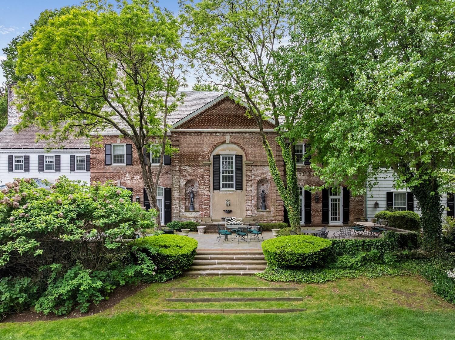 Single Family Piping Rock Nassau County, NY 11560, MLS-864966-29