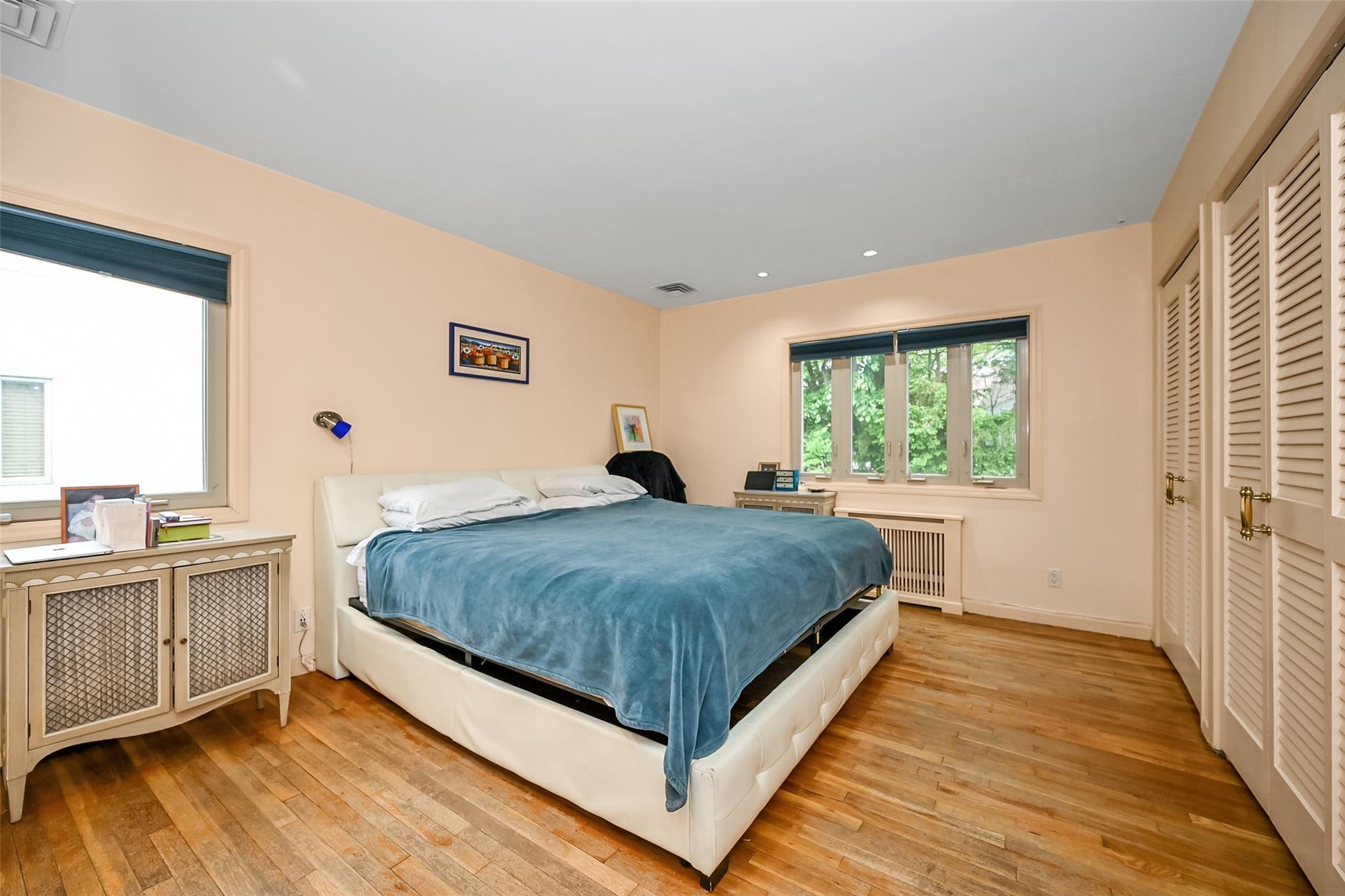 Single Family Union  Nassau County, NY 11557, MLS-864974-11