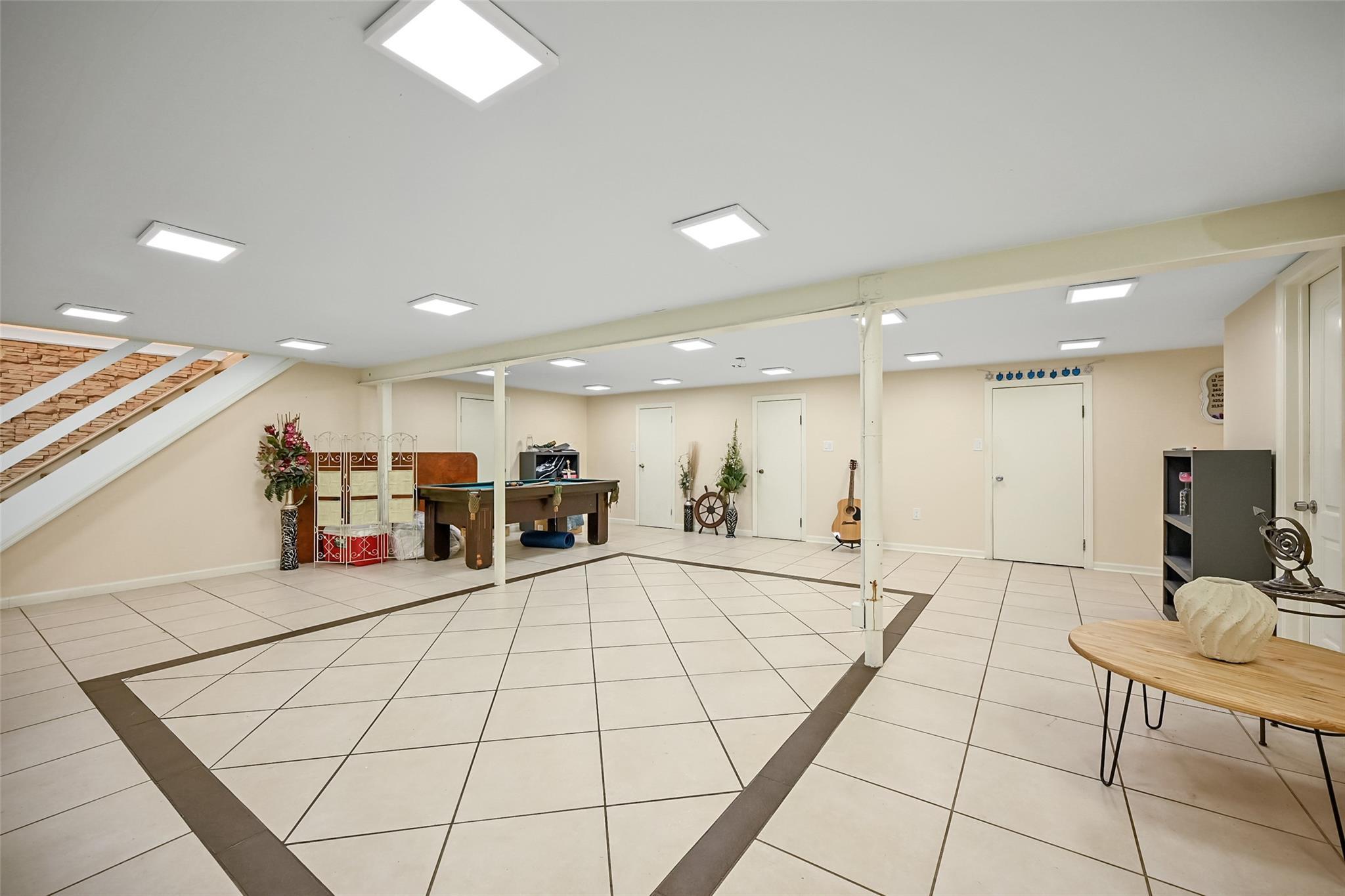 Single Family Union  Nassau County, NY 11557, MLS-864974-15