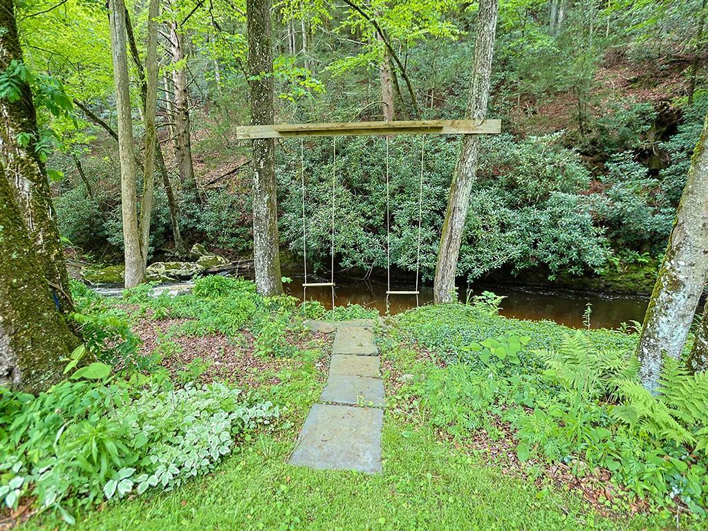 Single Family Spring Glen  Sullivan County, NY 12763, MLS-864976-11