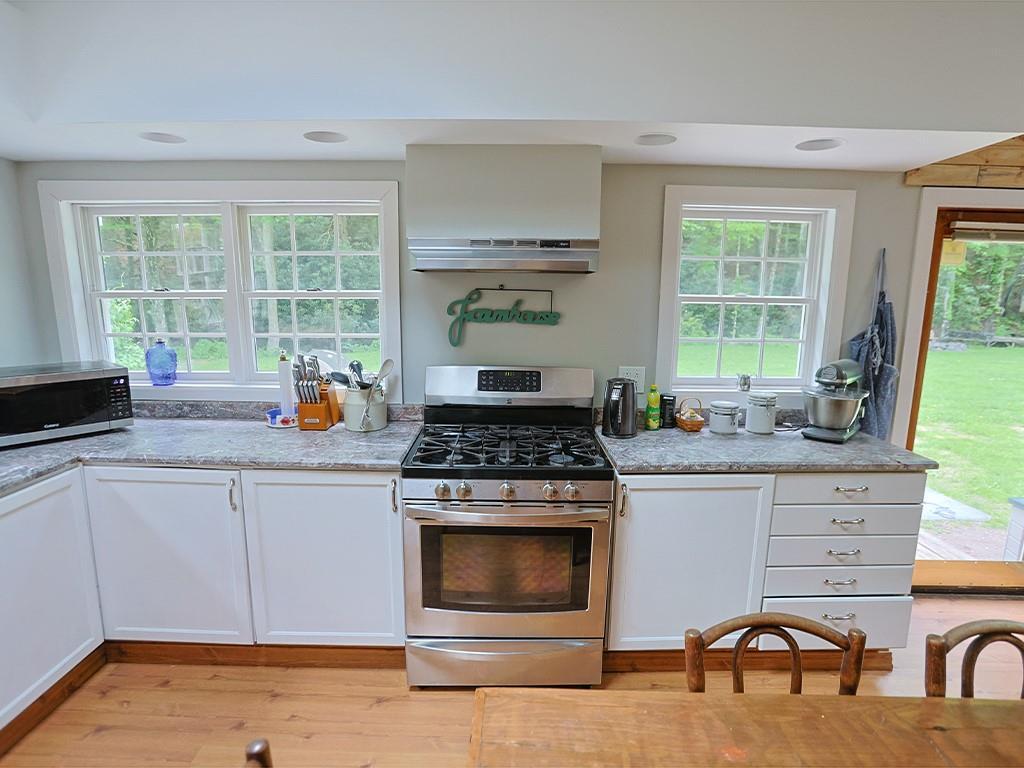 Single Family Spring Glen  Sullivan County, NY 12763, MLS-864976-33