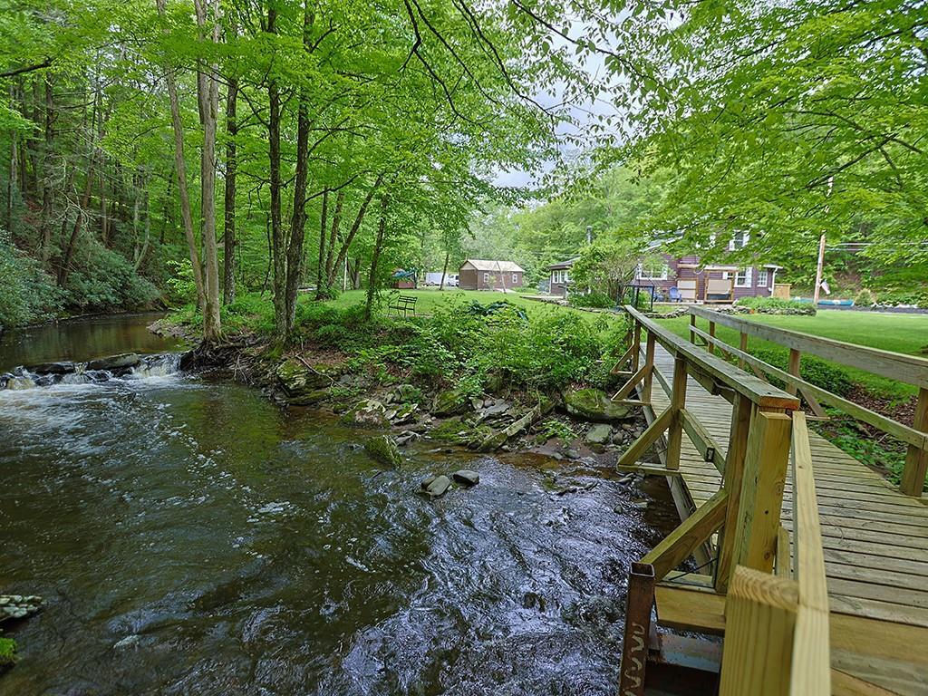 Single Family Spring Glen  Sullivan County, NY 12763, MLS-864976-4