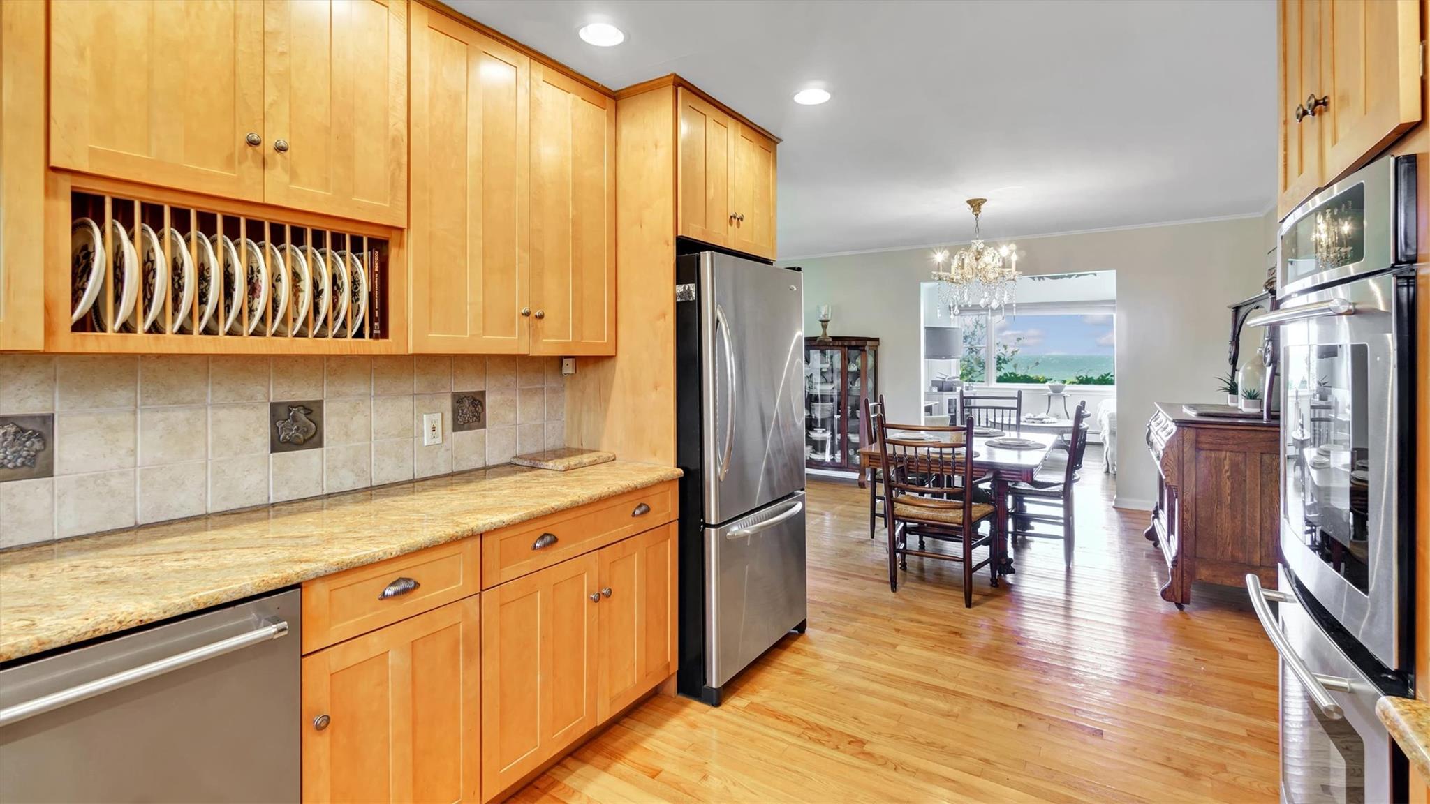 Single Family Glen  Suffolk County, NY 11935, MLS-864984-11