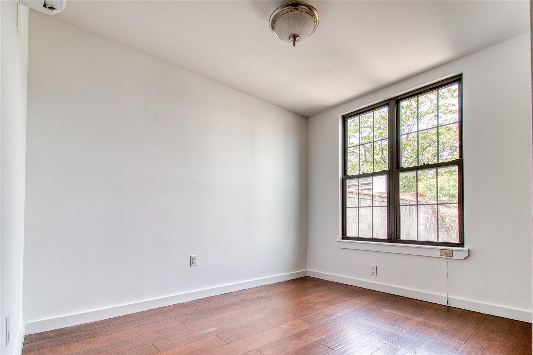 Single Family Noll  Brooklyn, NY 11206, MLS-864988-23