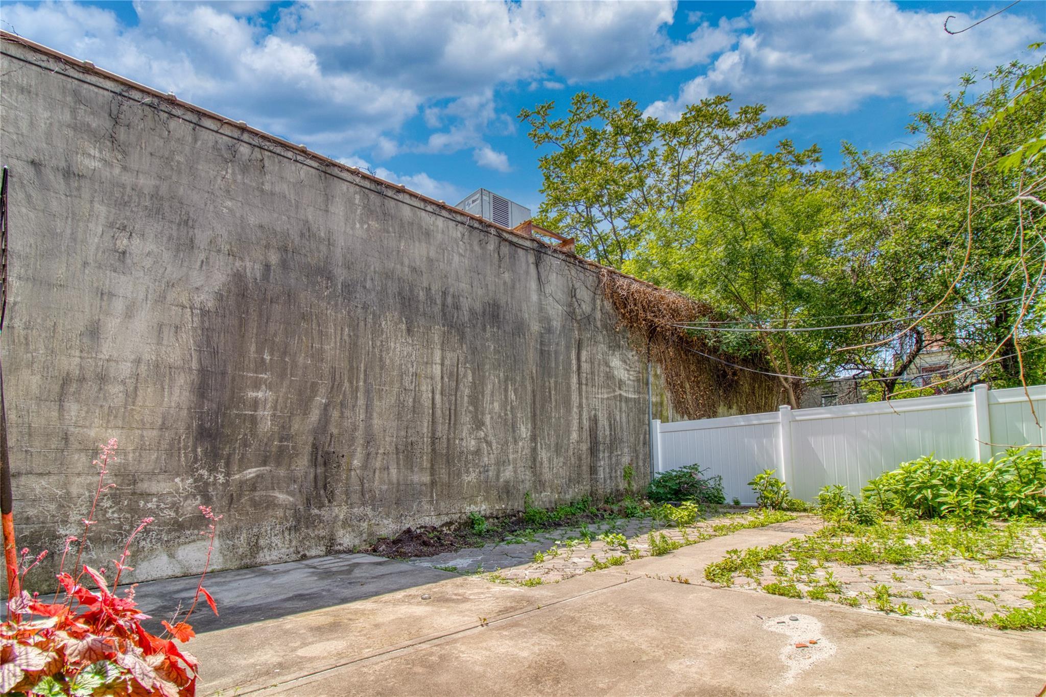 Single Family Noll  Brooklyn, NY 11206, MLS-864988-28