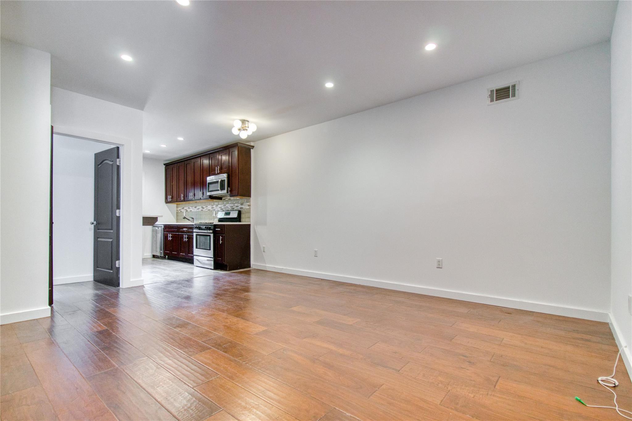 Single Family Noll  Brooklyn, NY 11206, MLS-864988-3