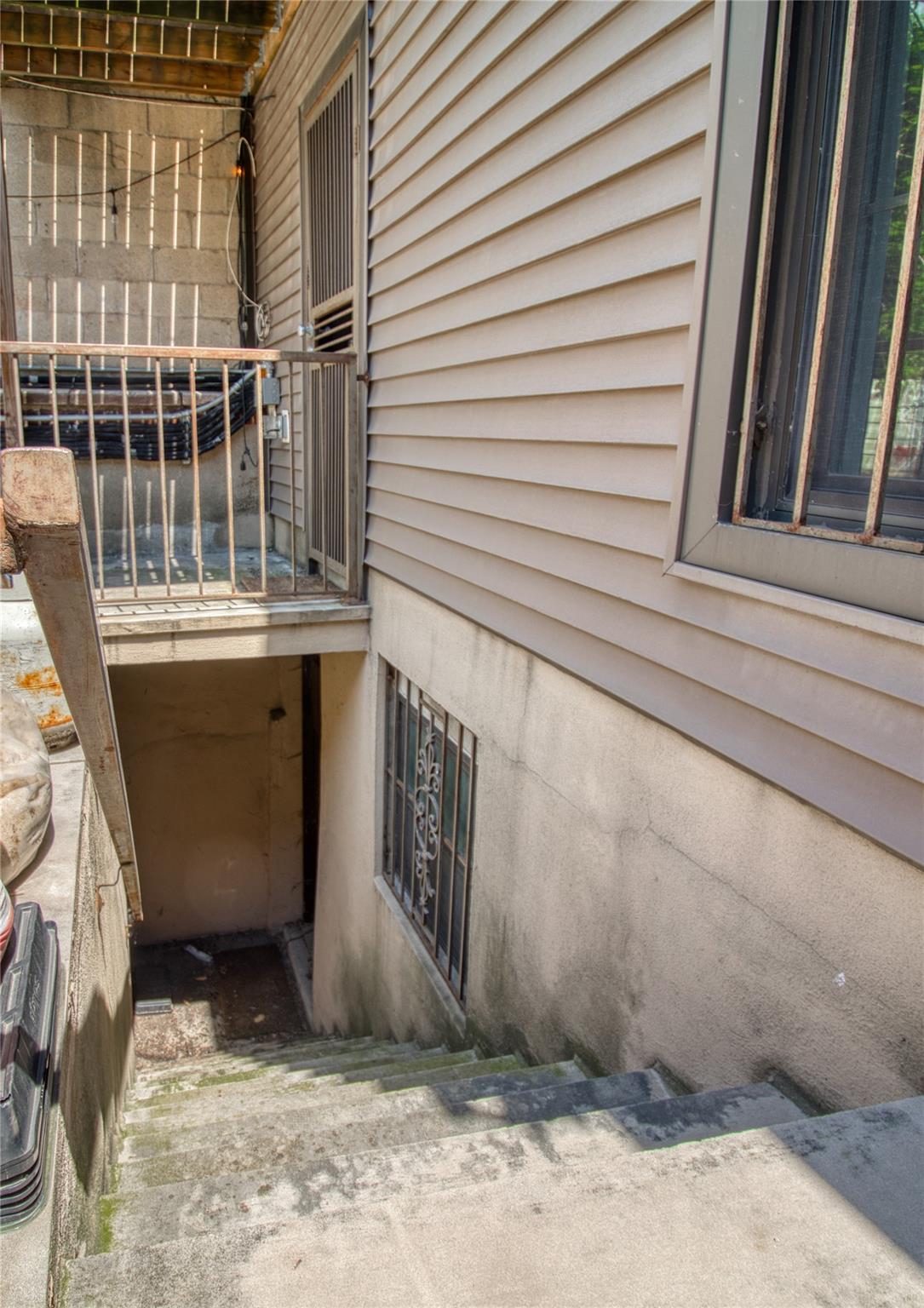 Single Family Noll  Brooklyn, NY 11206, MLS-864988-31