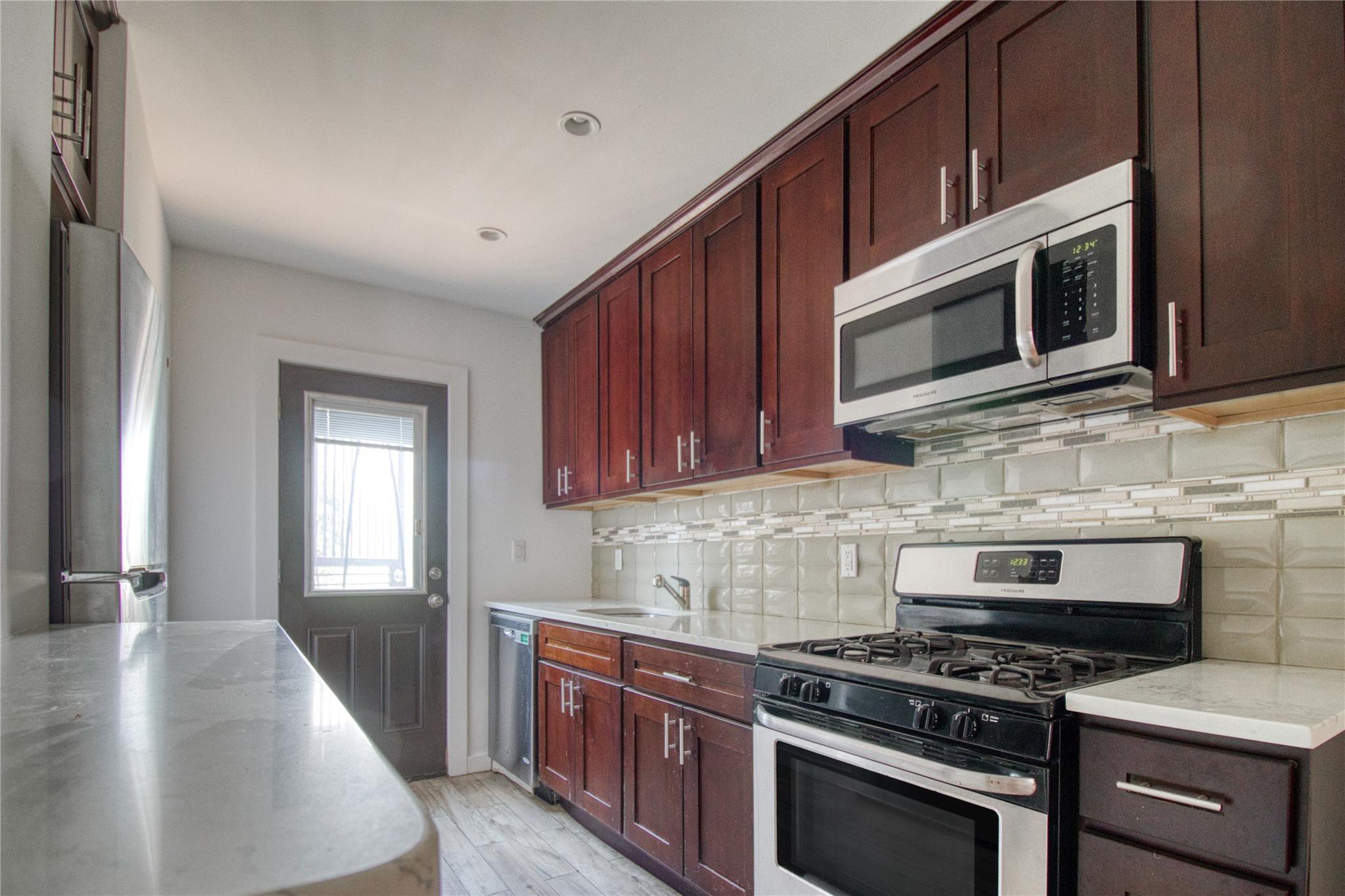Single Family Noll  Brooklyn, NY 11206, MLS-864988-4
