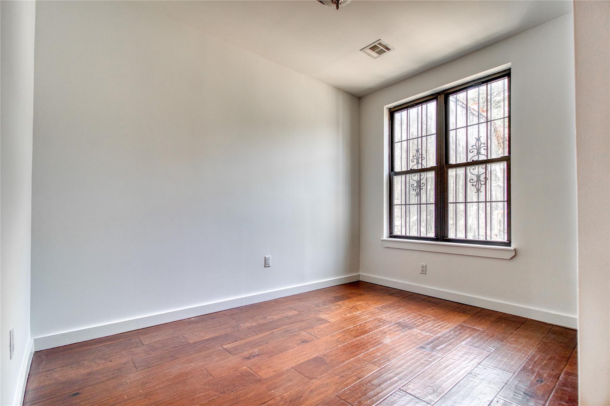 Single Family Noll  Brooklyn, NY 11206, MLS-864988-6