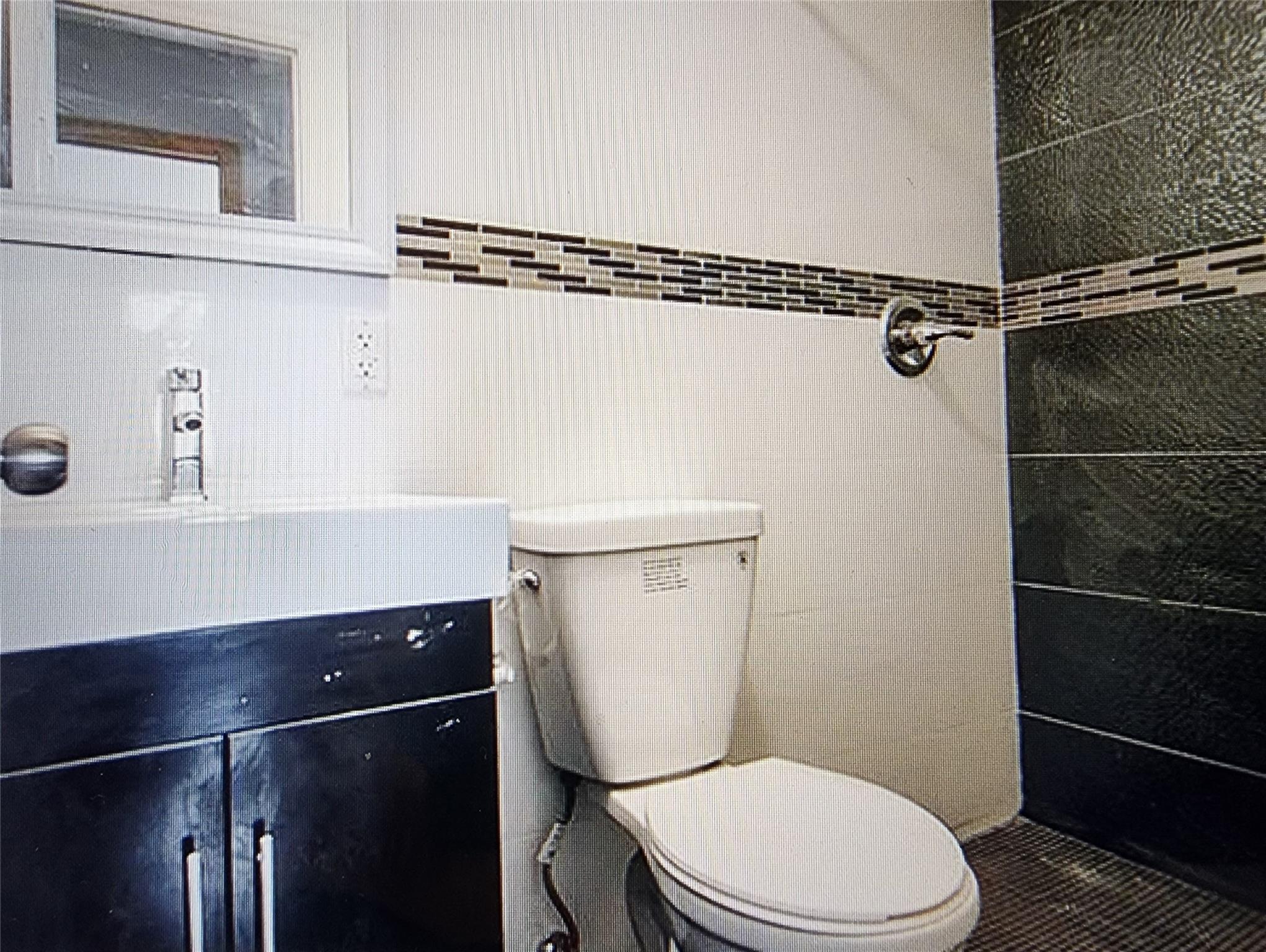 Single Family Troutman  Brooklyn, NY 11206, MLS-865039-8