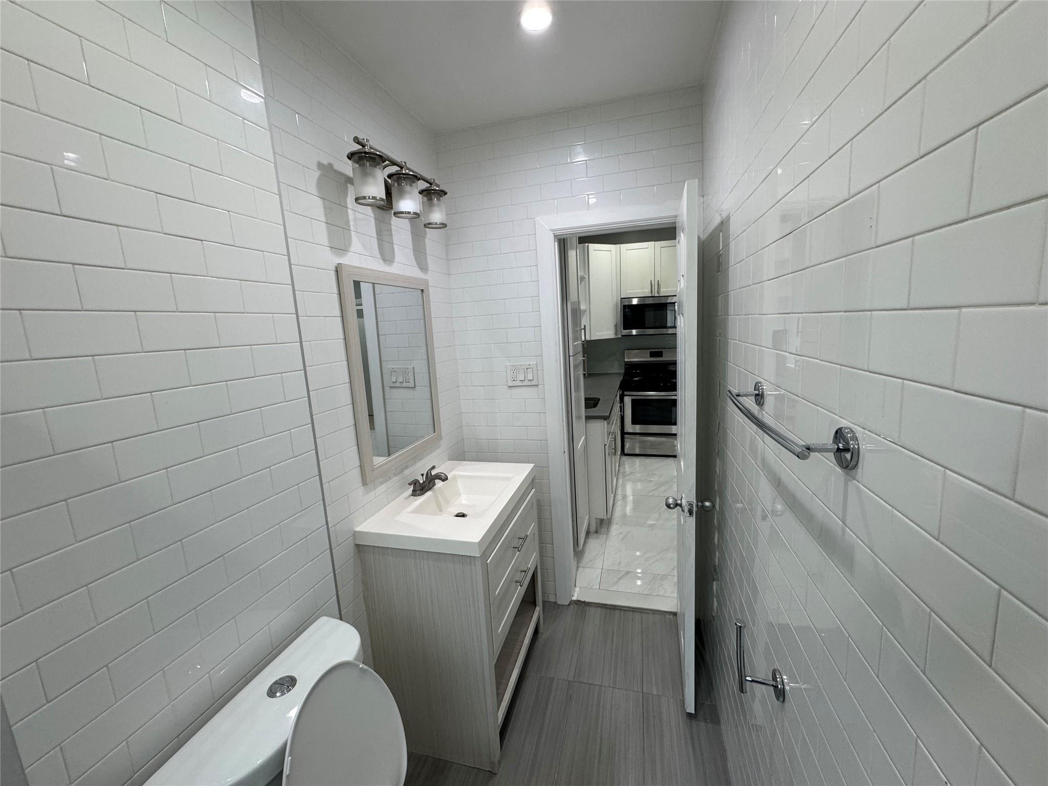 Single Family Van Siclen  Brooklyn, NY 11207, MLS-865040-14