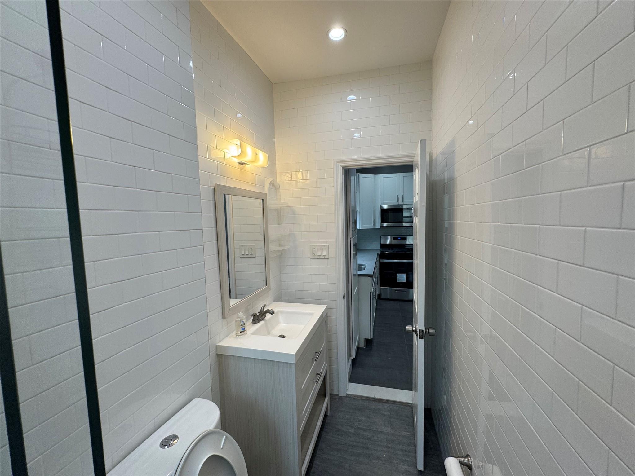 Single Family Van Siclen  Brooklyn, NY 11207, MLS-865040-5