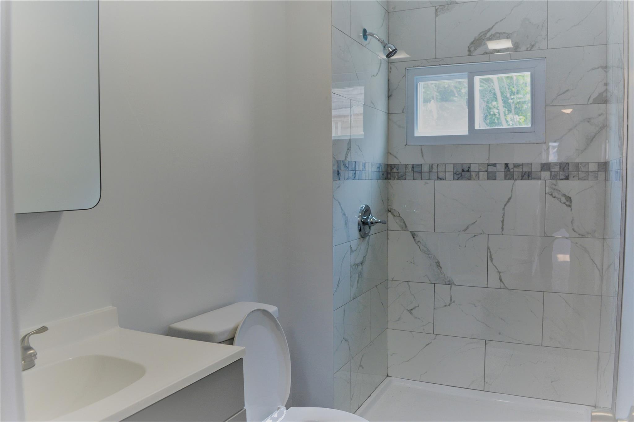 Single Family Castleton  Staten Island, NY 10302, MLS-865042-2