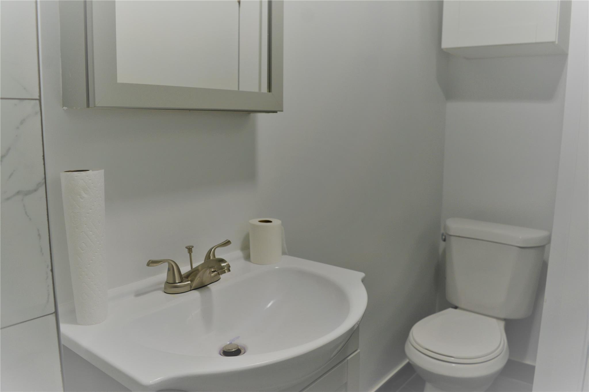 Single Family Castleton  Staten Island, NY 10302, MLS-865042-4